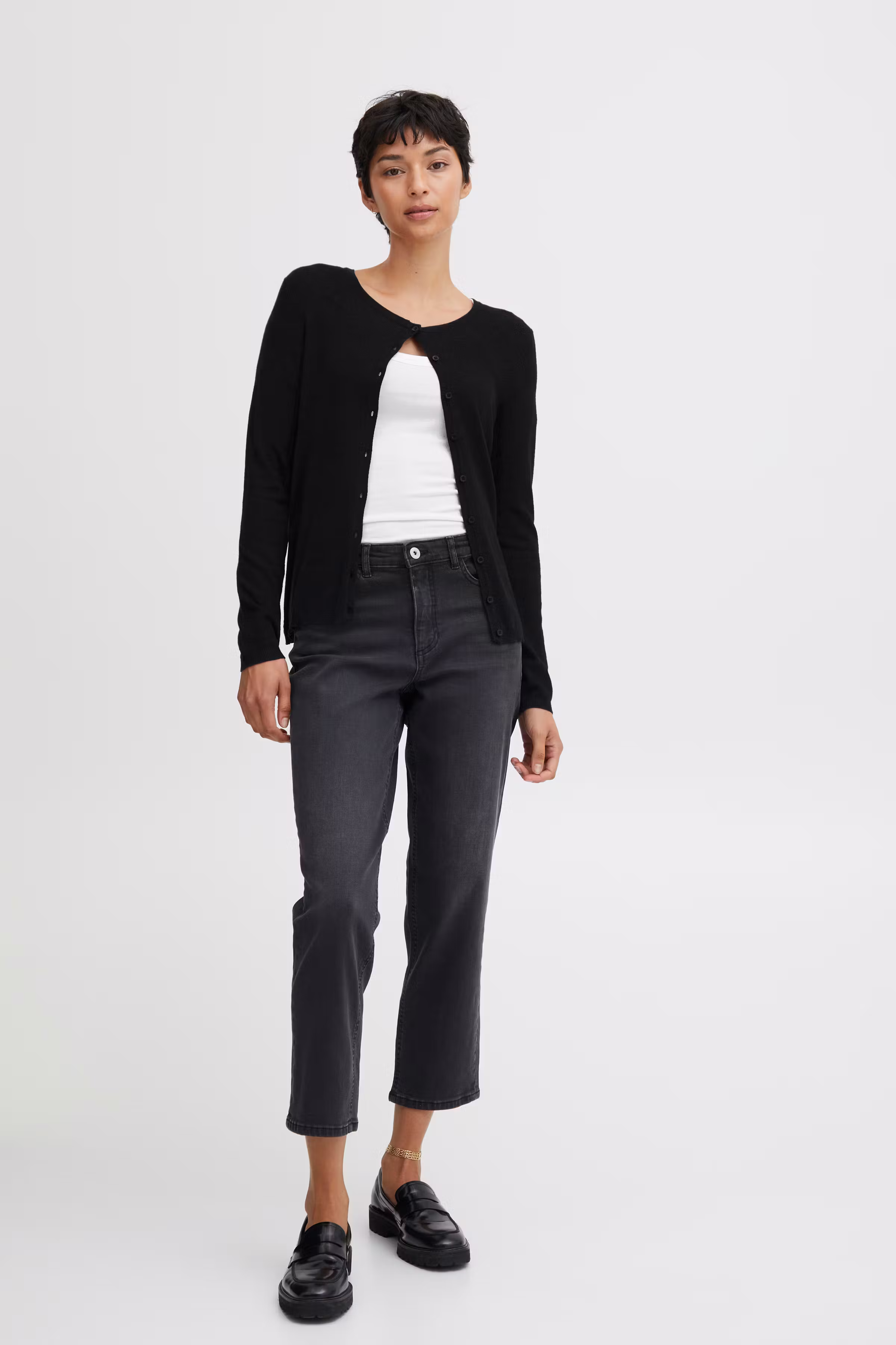 IHMAFA Cardigan LOOKBOOK FRONT 103115-10001