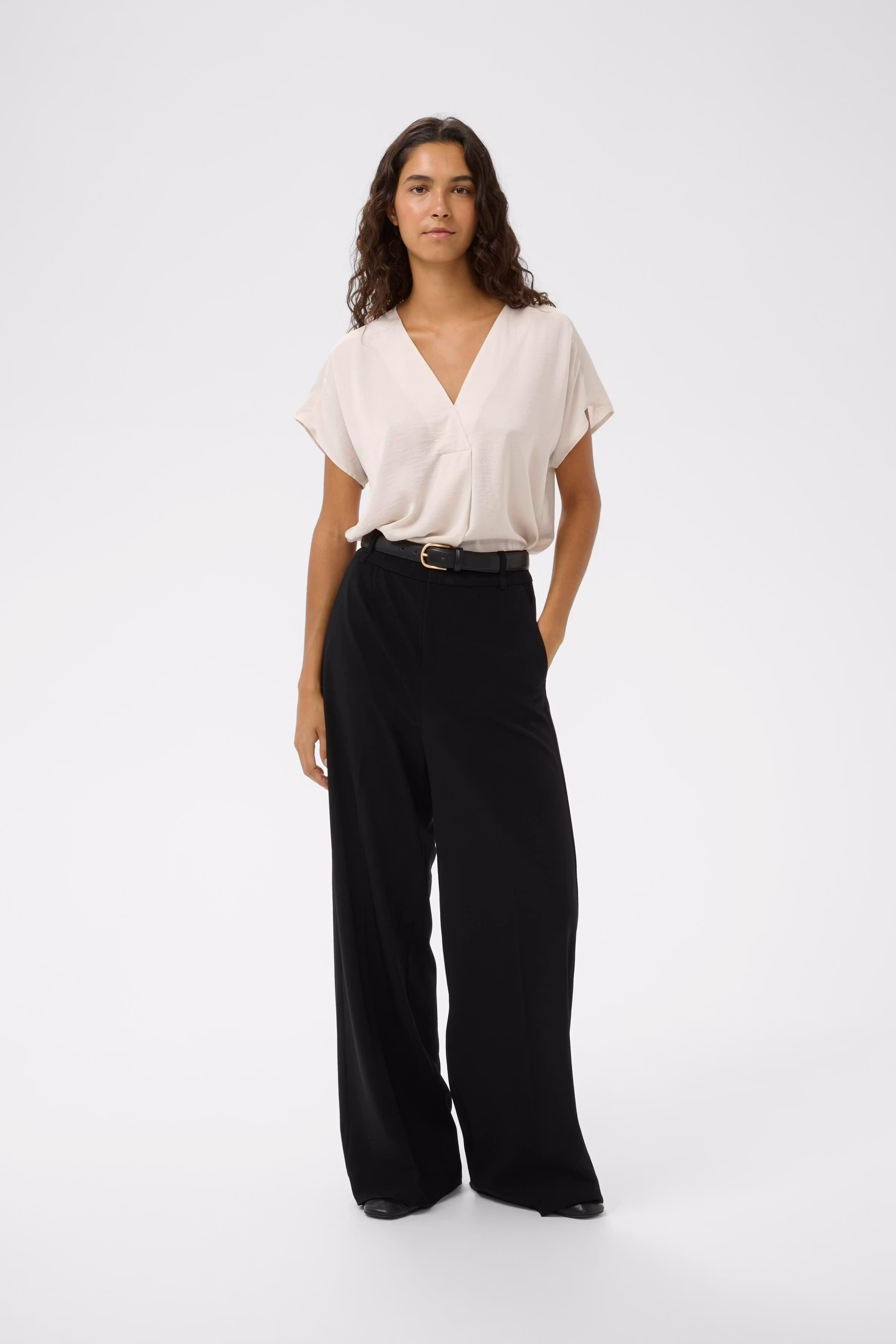 RindaIW Top LOOKBOOK DETAIL 30105188-10053