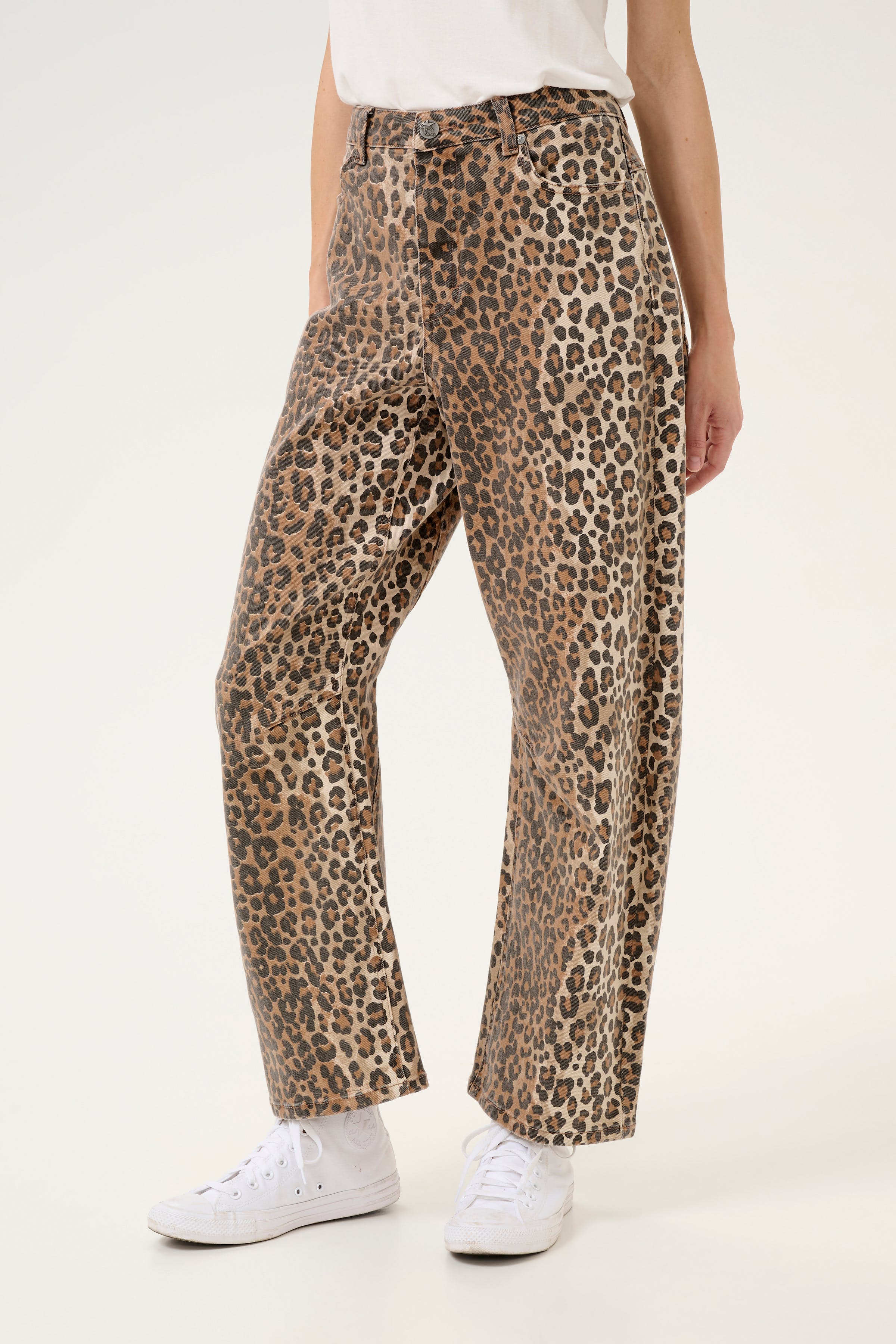 CUaliena Barrel Leopardbyxor LOOKBOOK FRONT 50111655-107355