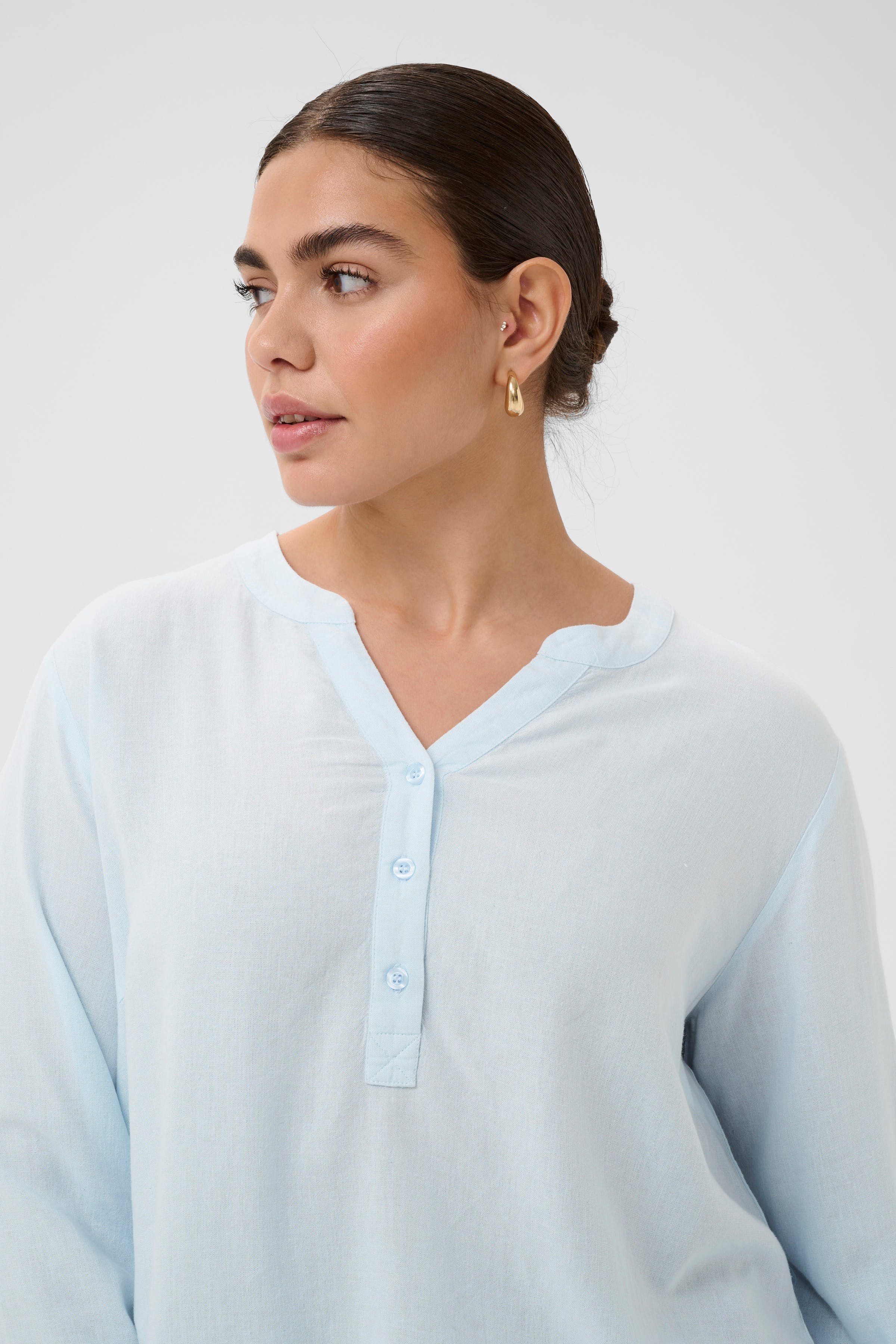 KCmille Linen Blouse LOOKBOOK DETAIL 10582215-144005