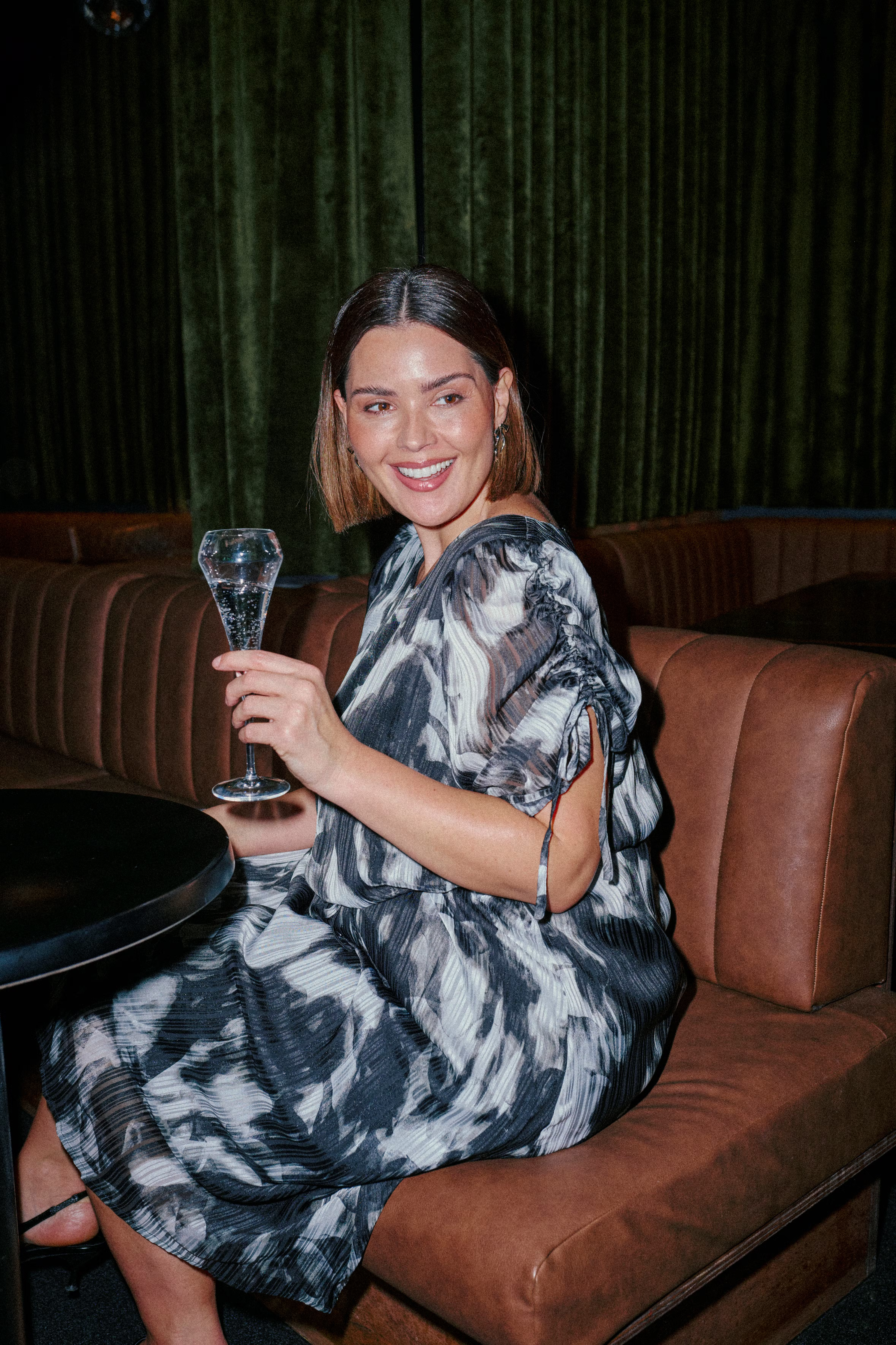 KCliva Kjole LOCATION NONE 10582730-106593