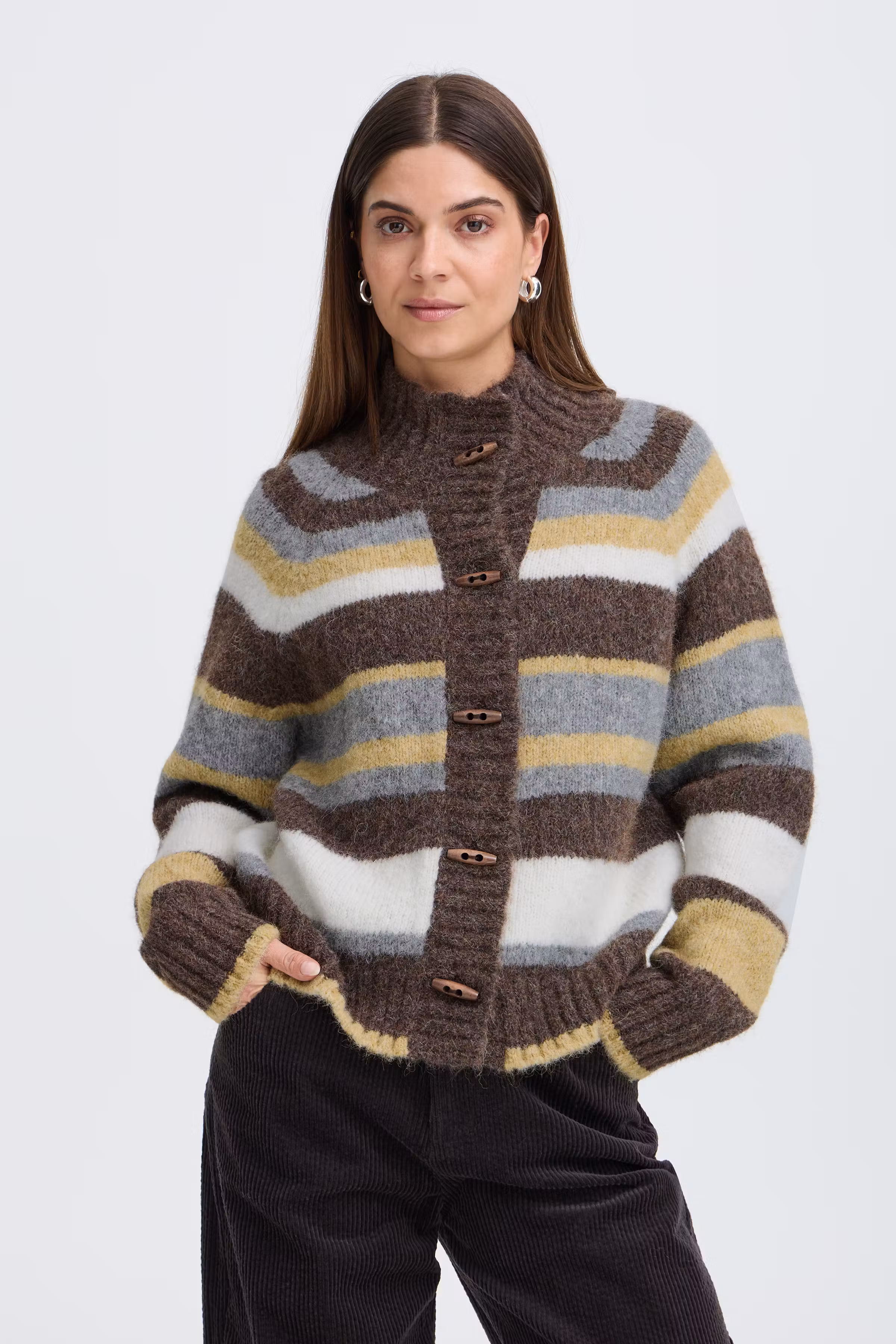 PZGEORGIE Cardigan LOOKBOOK FRONT 50210708-900014311