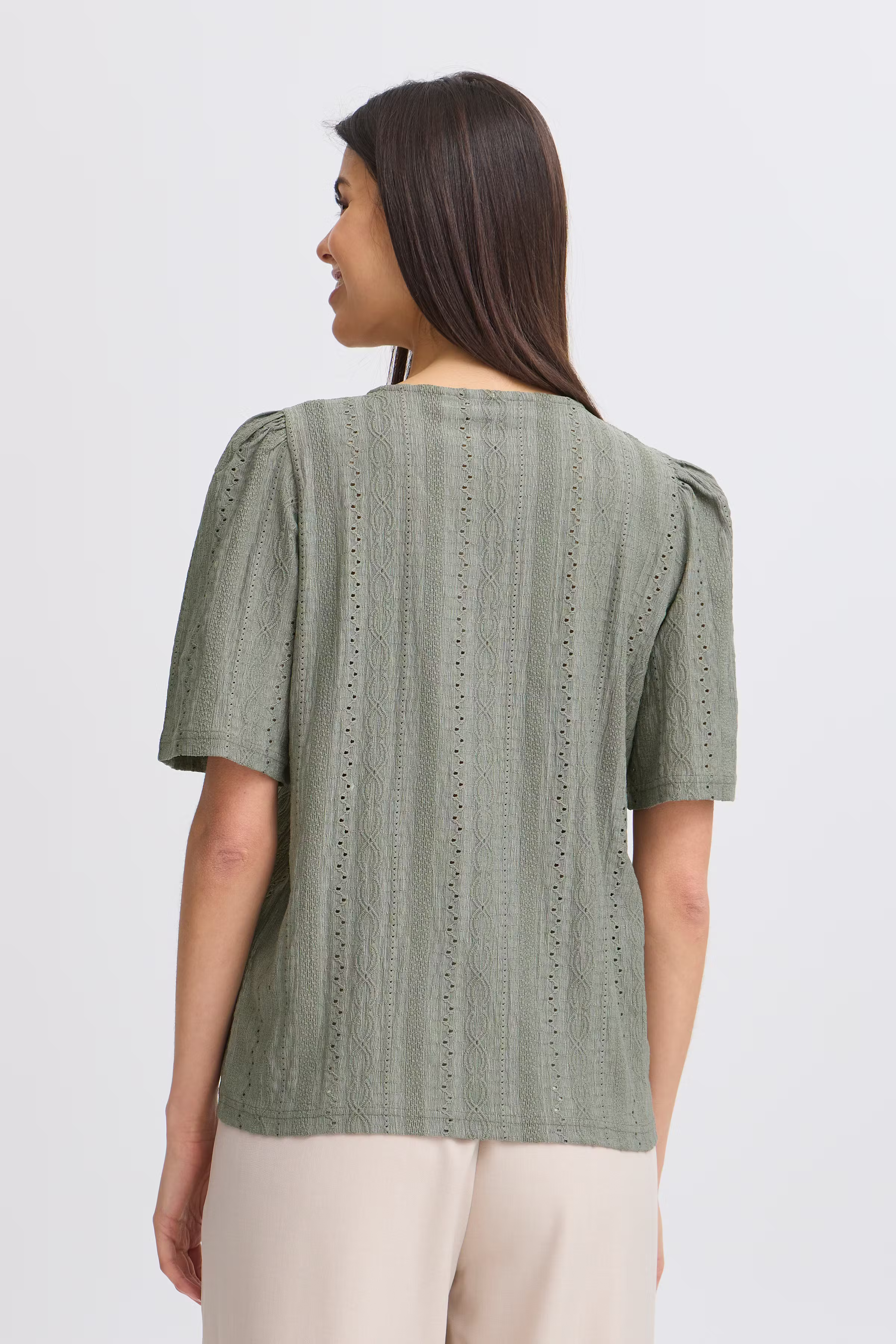 FREMIRA T-shirt LOOKBOOK BACK 20615830-185806