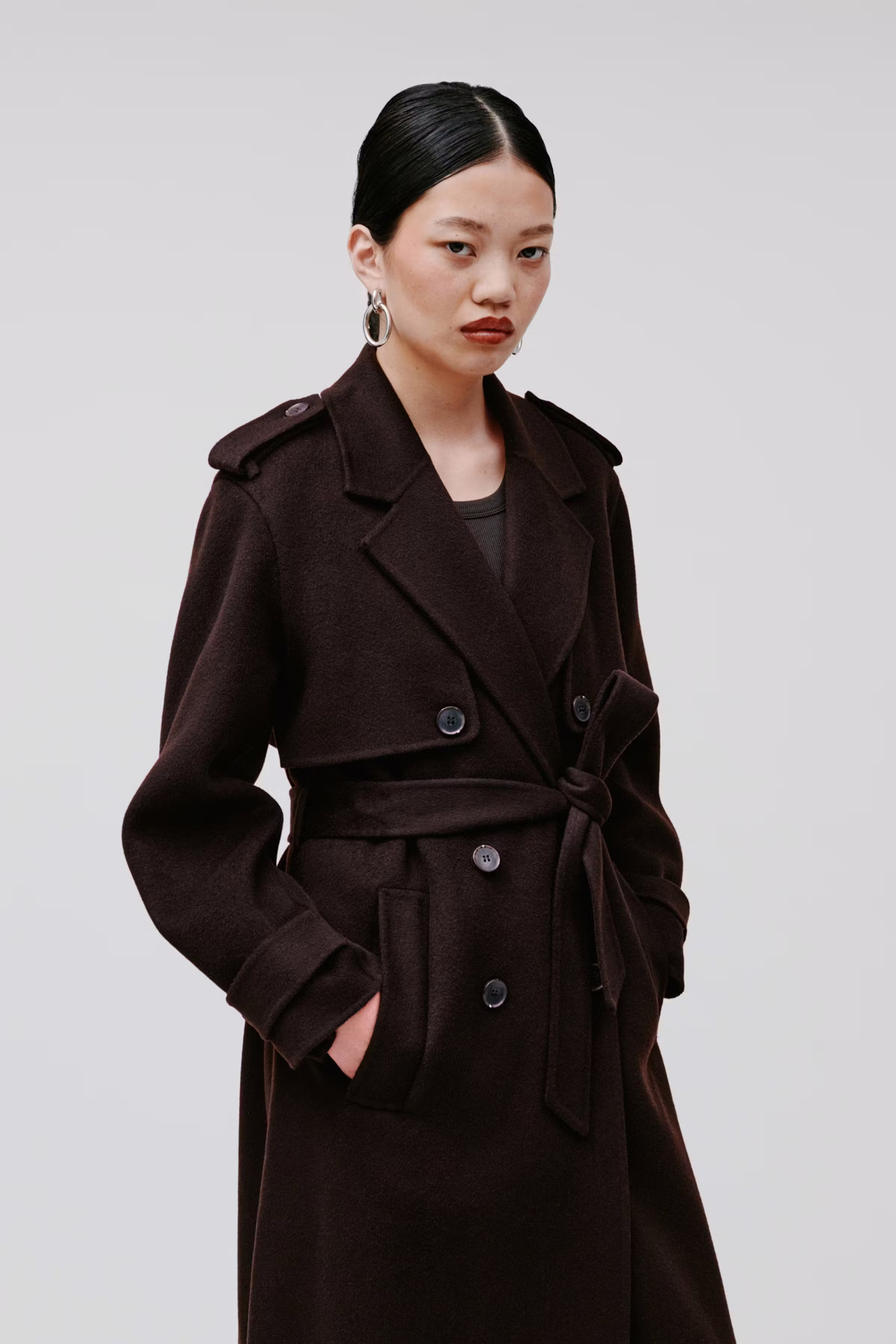 COLETTE Mantel LOOKBOOK FRONT 30600565-BR291