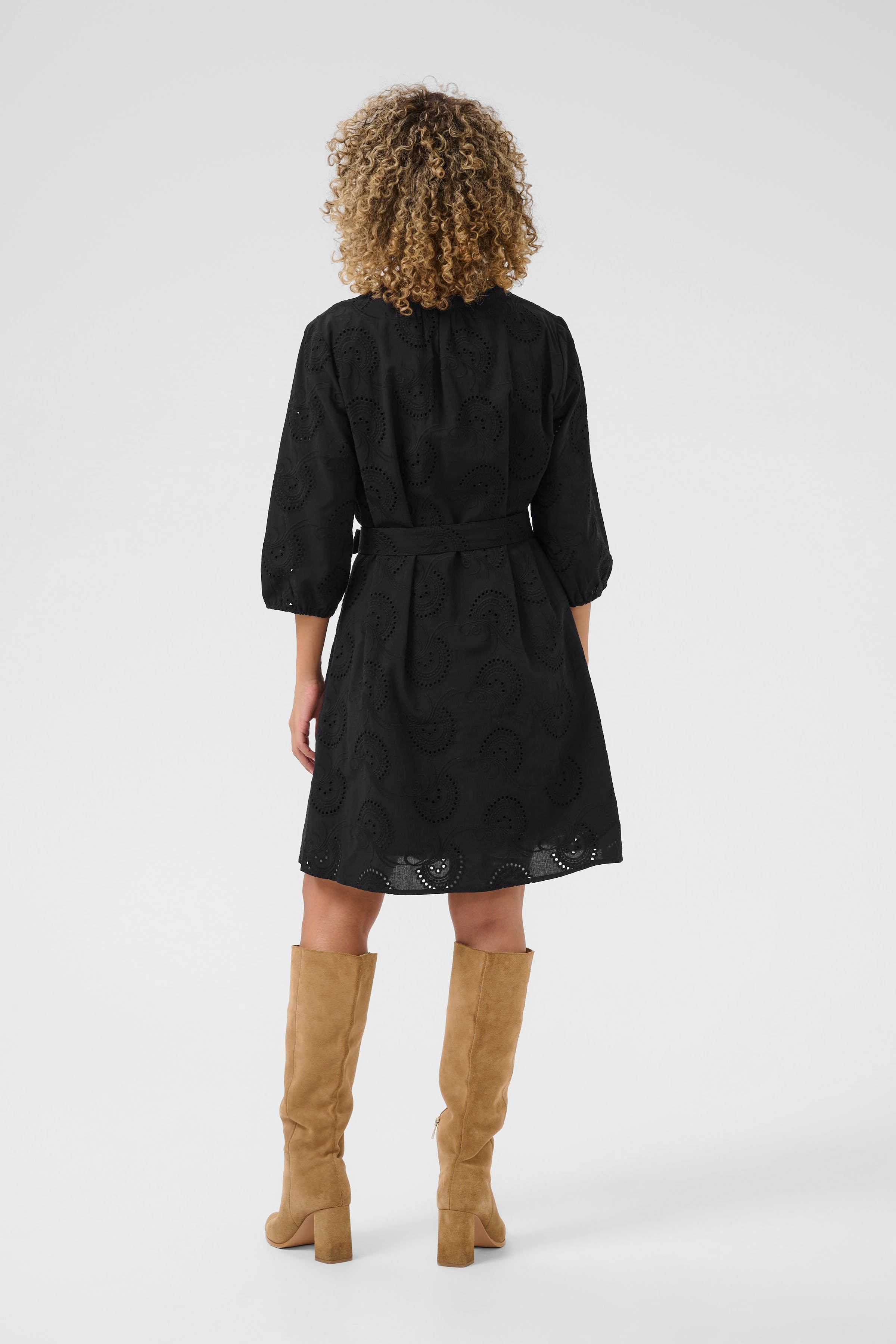 CRDelia Dress LOOKBOOK BACK 10613325-100120