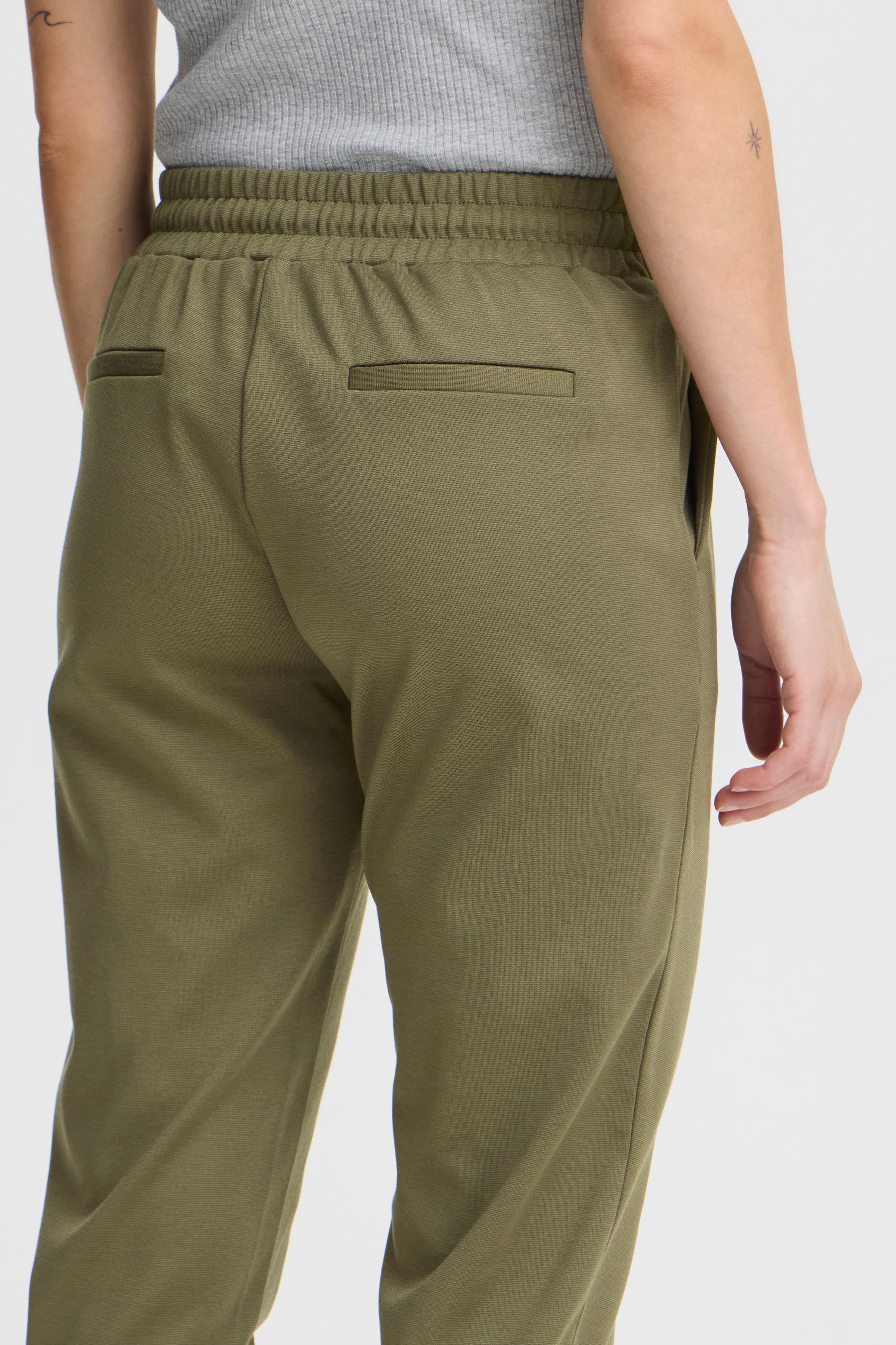 KateIH Hose LOOKBOOK DETAIL 20105036-13024