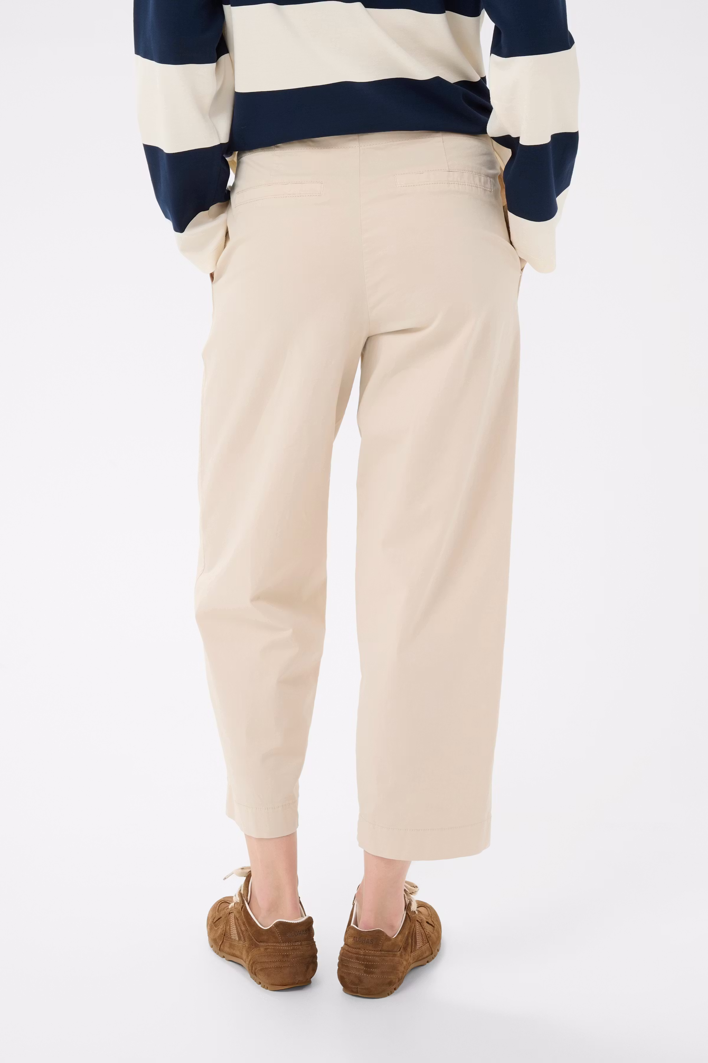 NettaPW Hose LOOKBOOK BACK 30309489-130400
