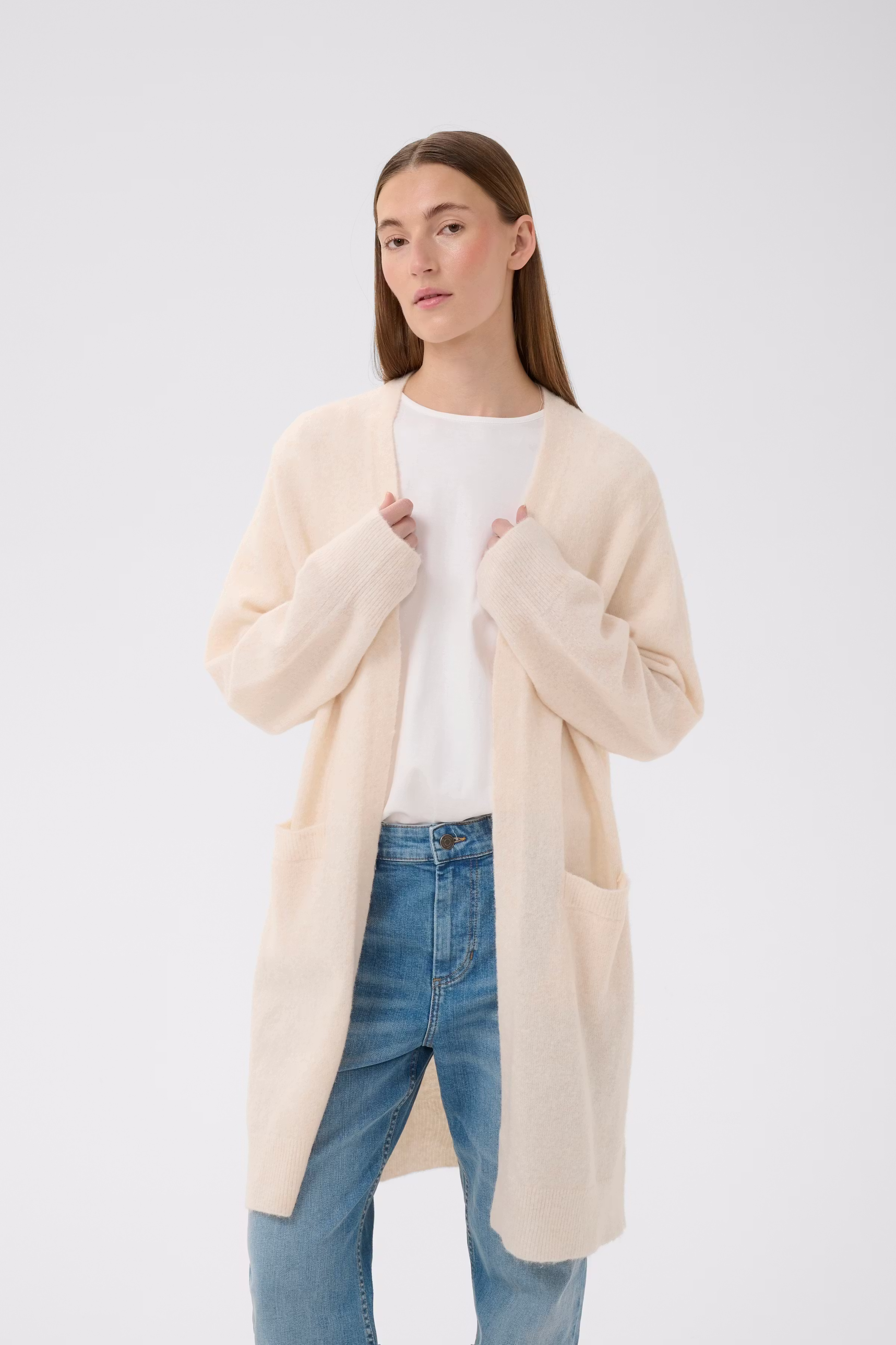 GuniIW Cardigan LOOKBOOK FRONT 30111023-1107011