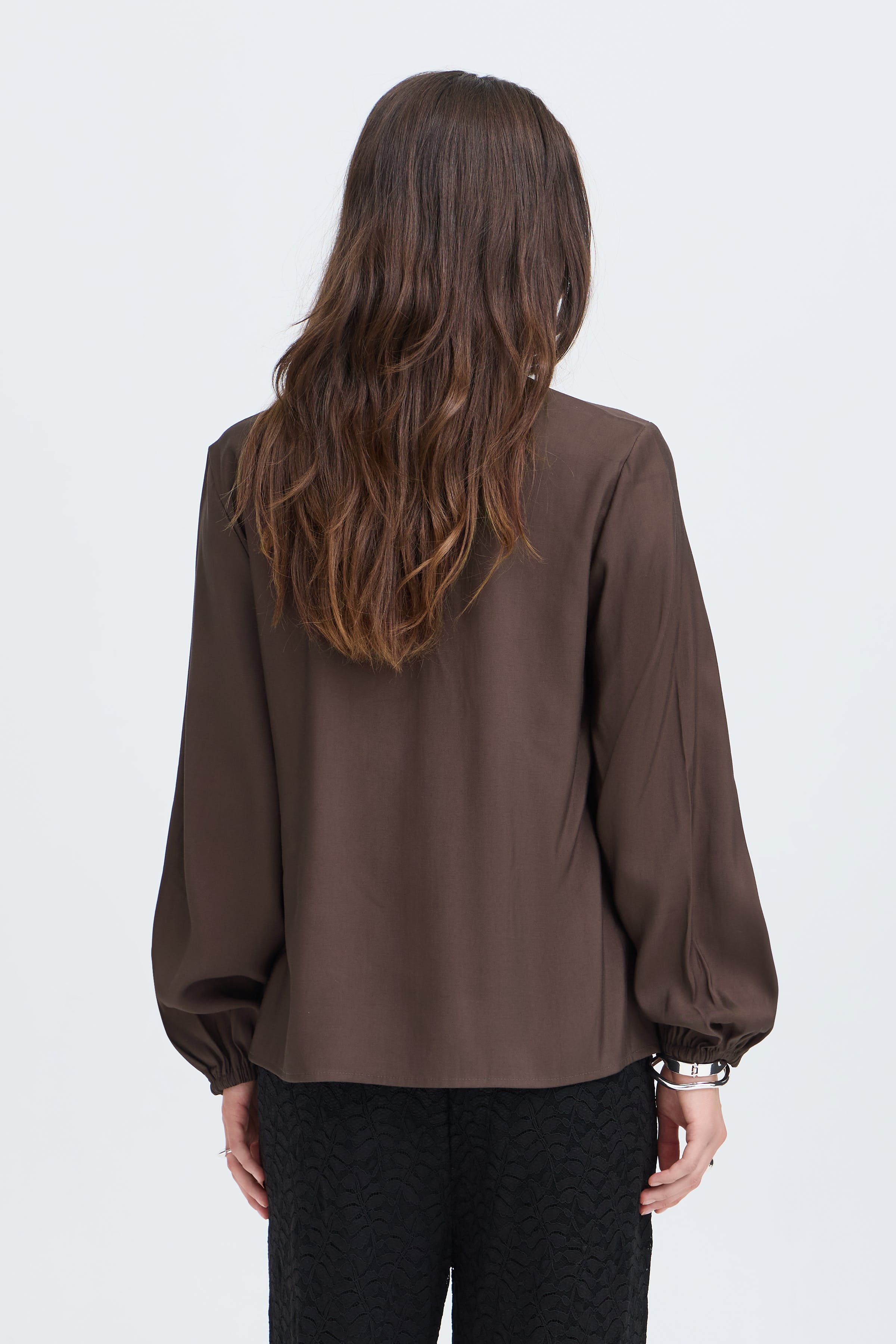 FRHIRA Blouse LOOKBOOK BACK 20618667-191106