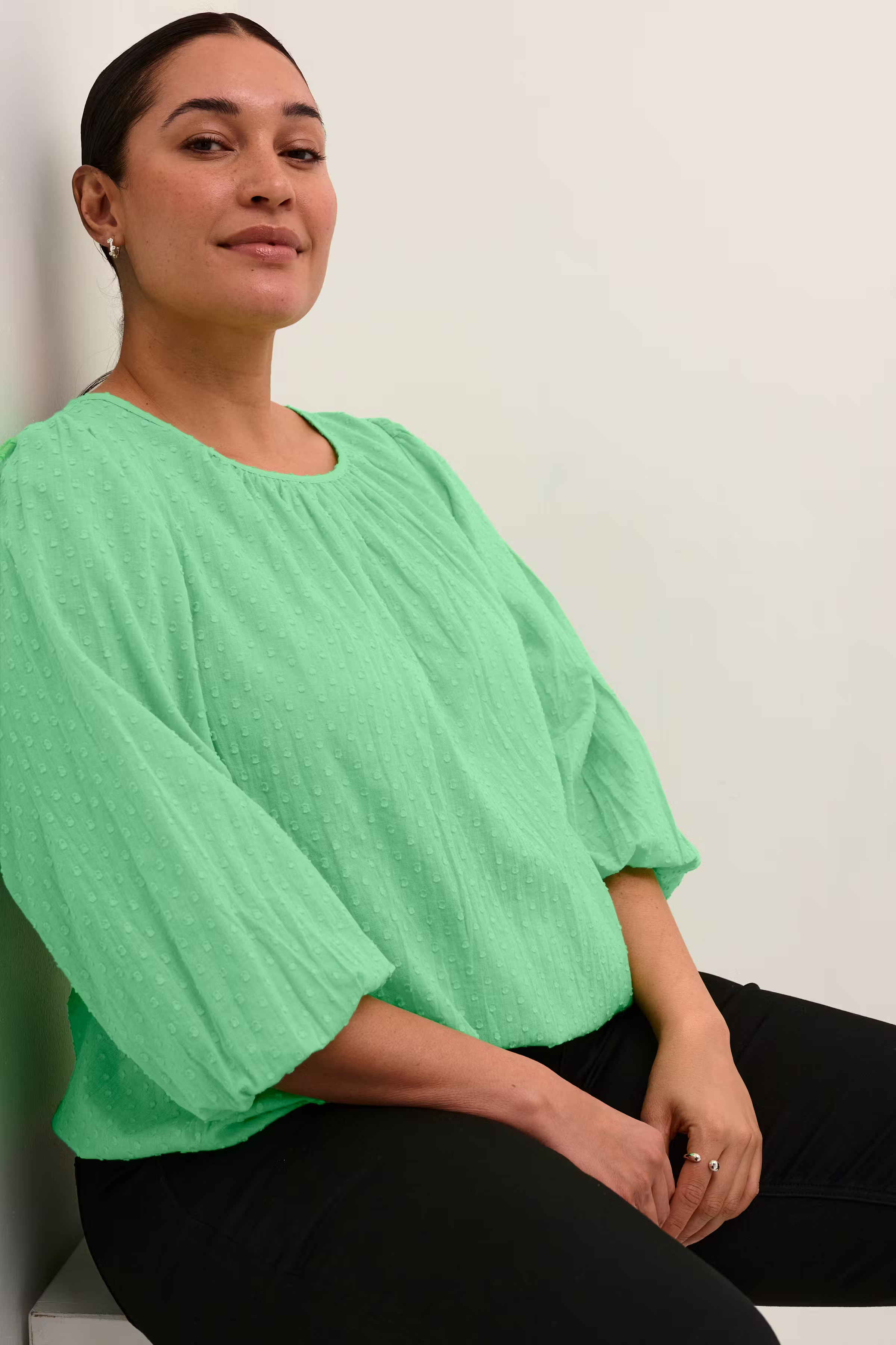 KCmahlena Blouse LOOKBOOK DETAIL 10582886-146340