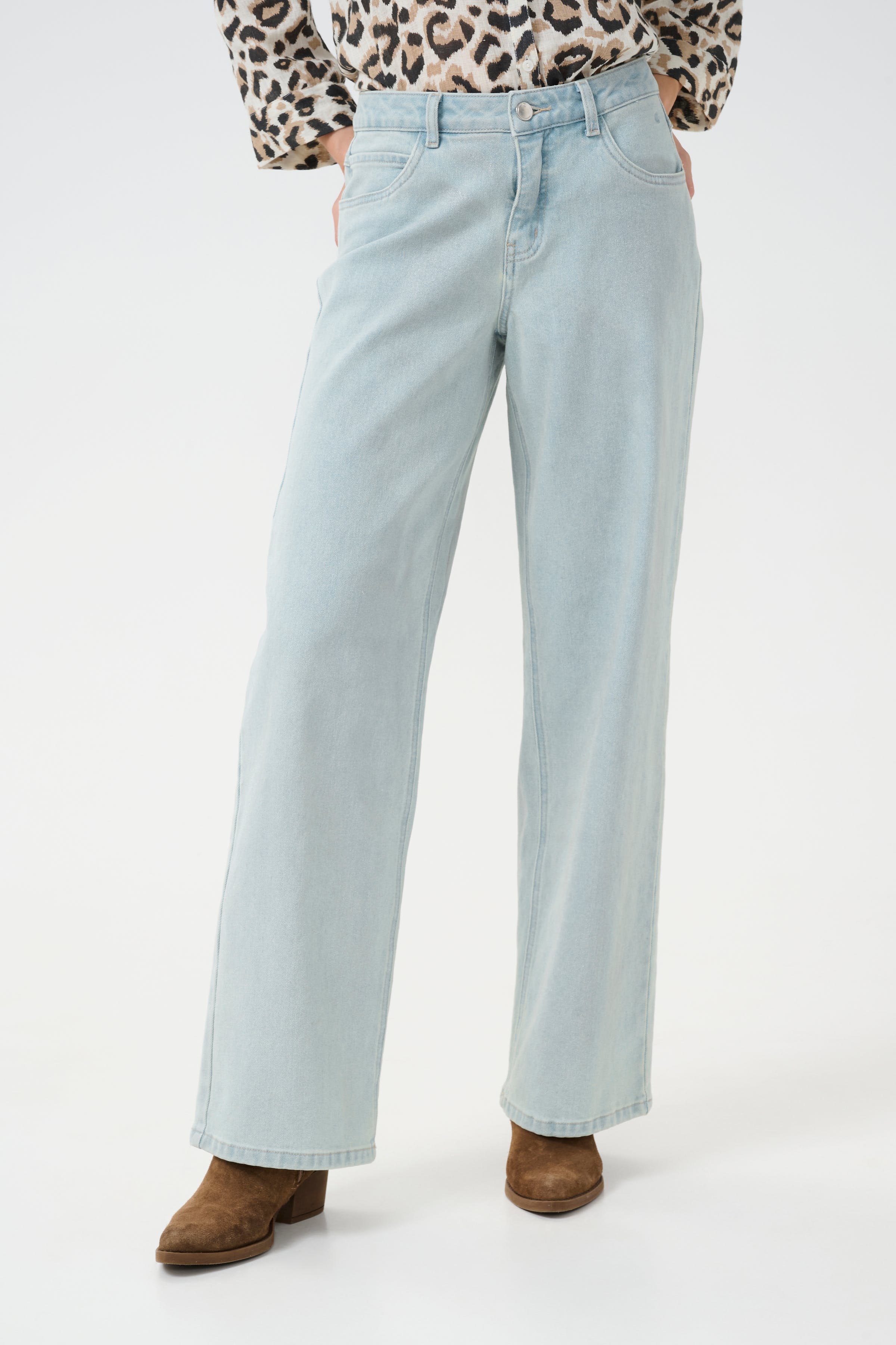 CRJoanna Jeans LOOKBOOK FRONT 10613436-107196