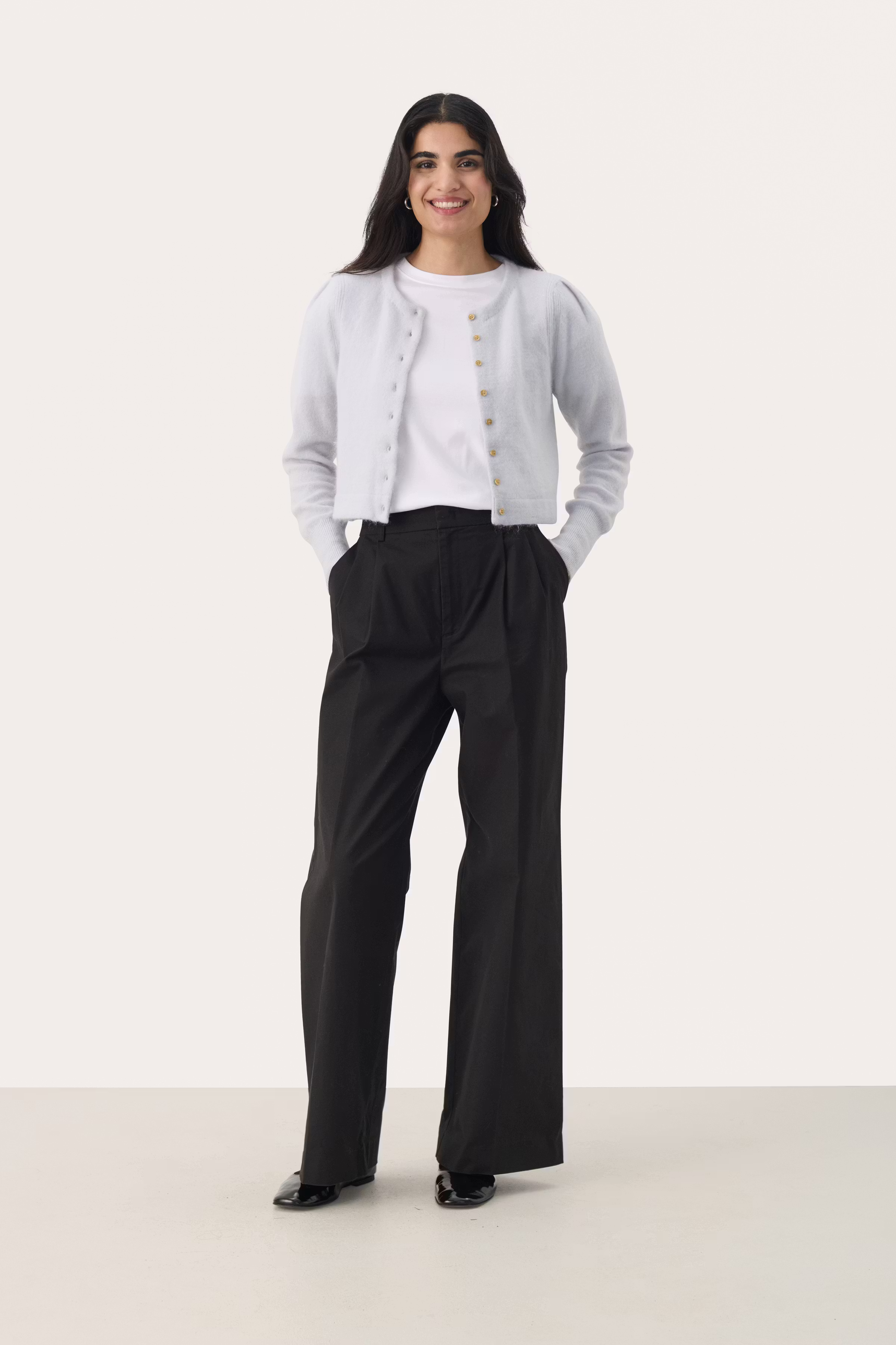 MathildePW Cardigan LOOKBOOK FRONT 30309108-134111