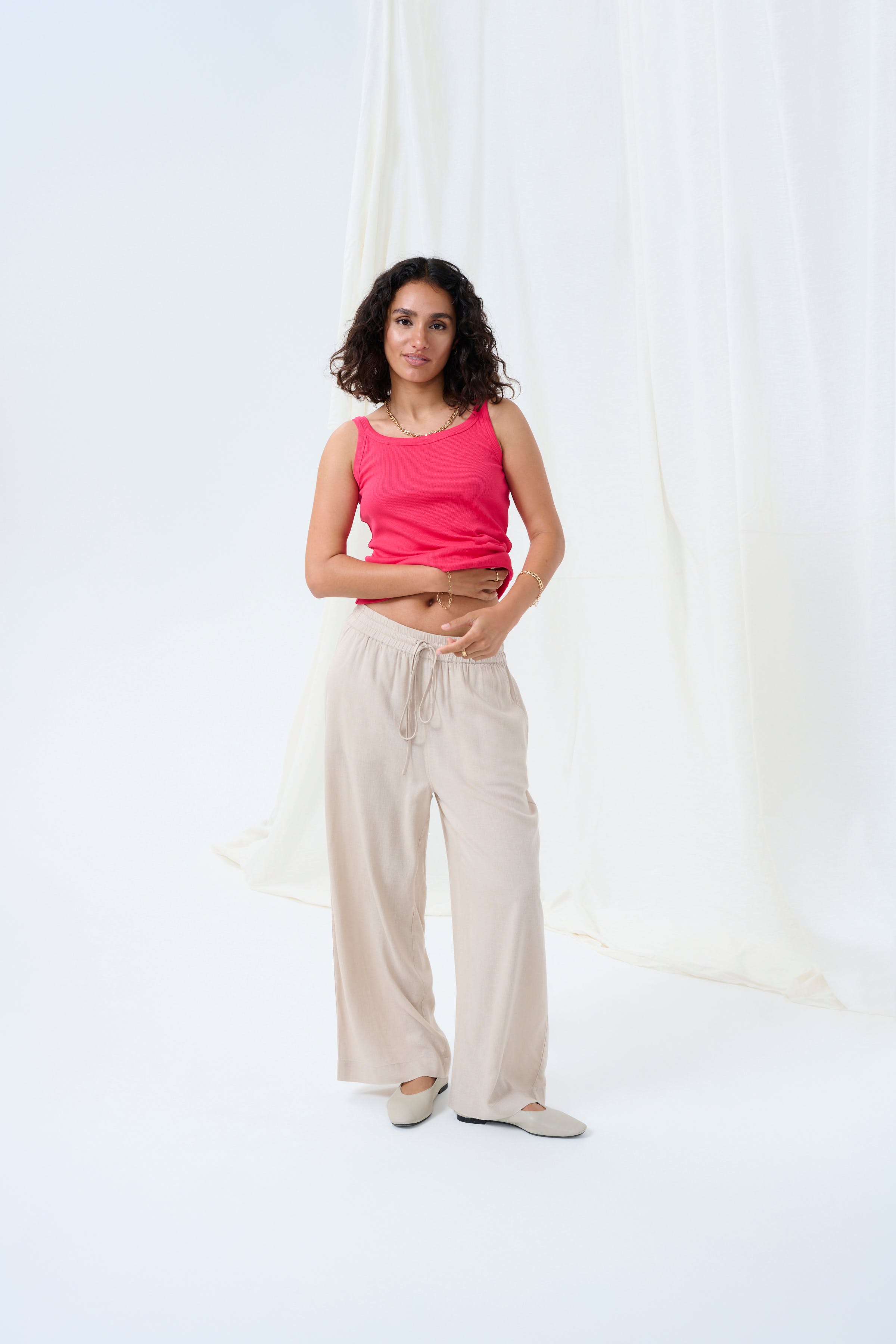 KAmilia Linen Trousers LOCATION NONE 10509666-151305