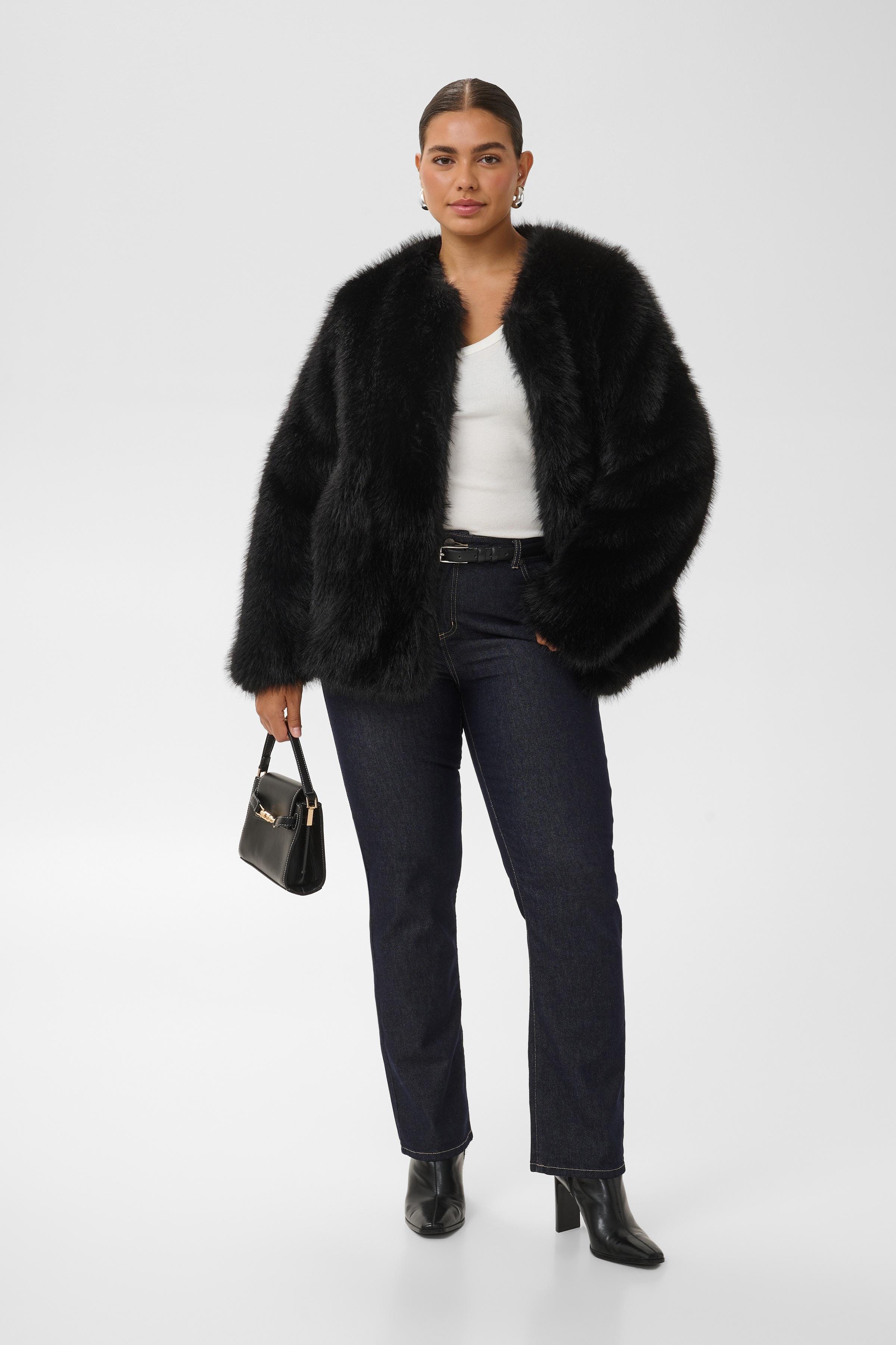 KCmadia Mantel LOOKBOOK FRONT 10584537-100121