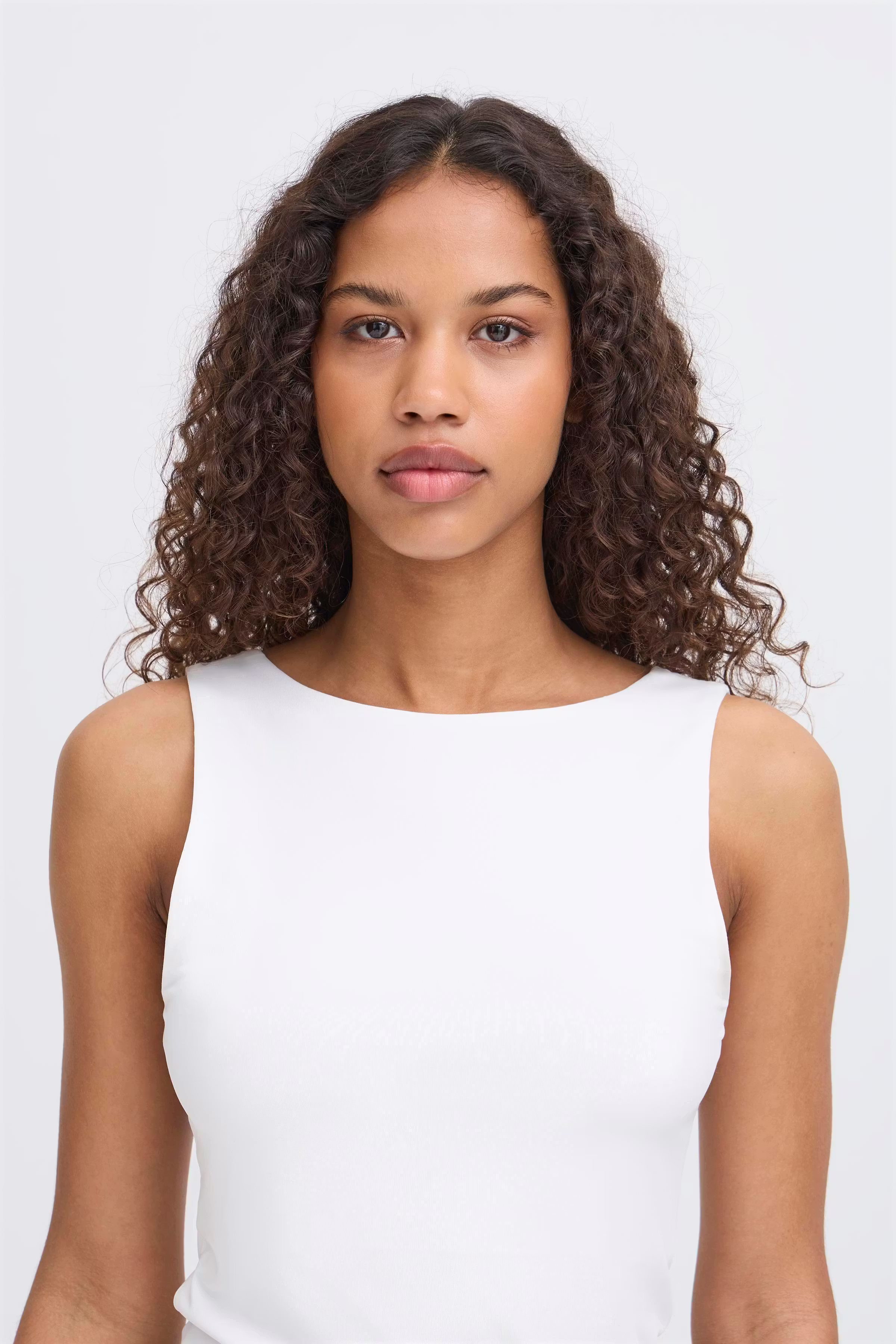 IAGRO Ærmeløs LOOKBOOK DETAIL 20122721-114201