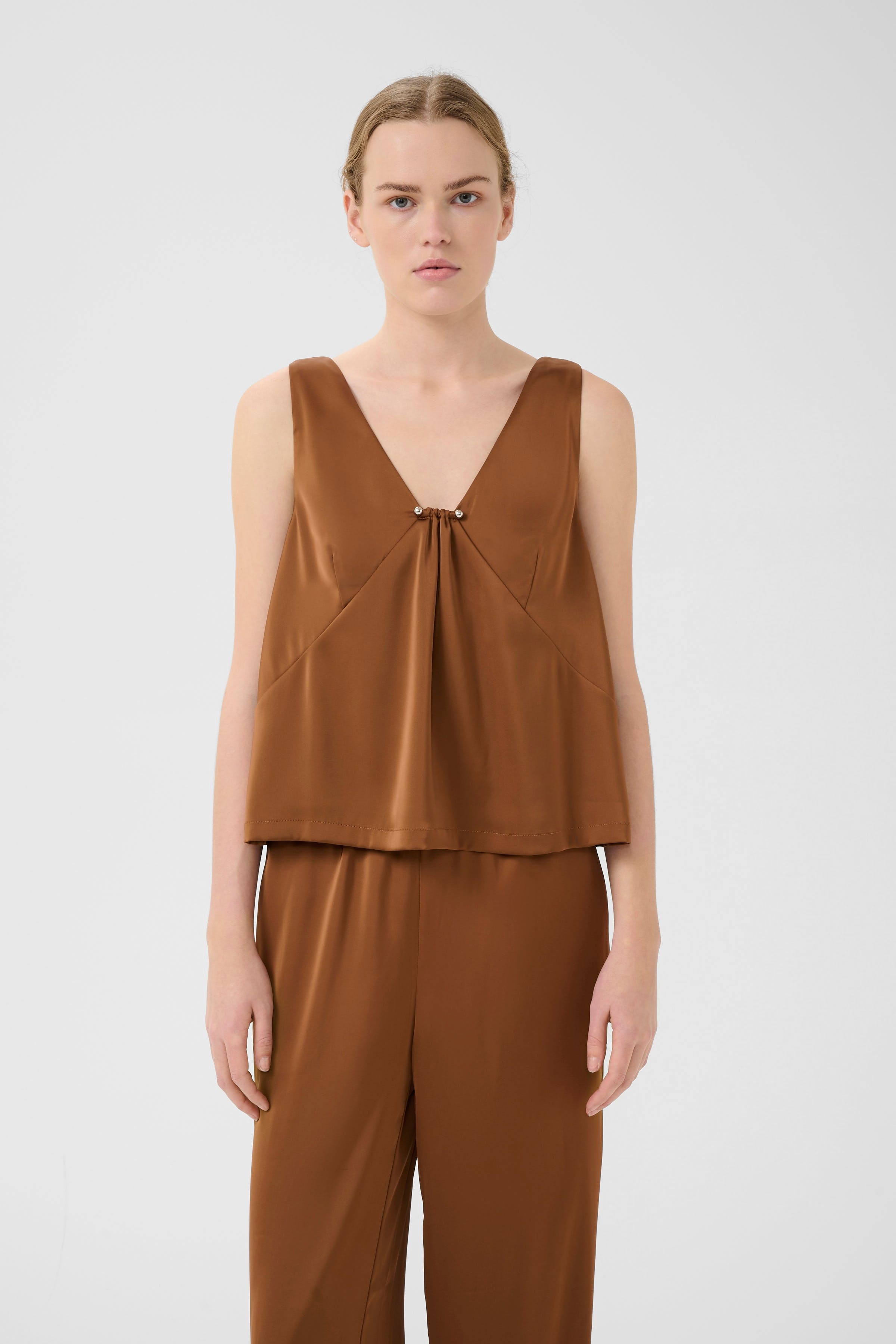 GZjessie Top LOOKBOOK FRONT 10910186-191227