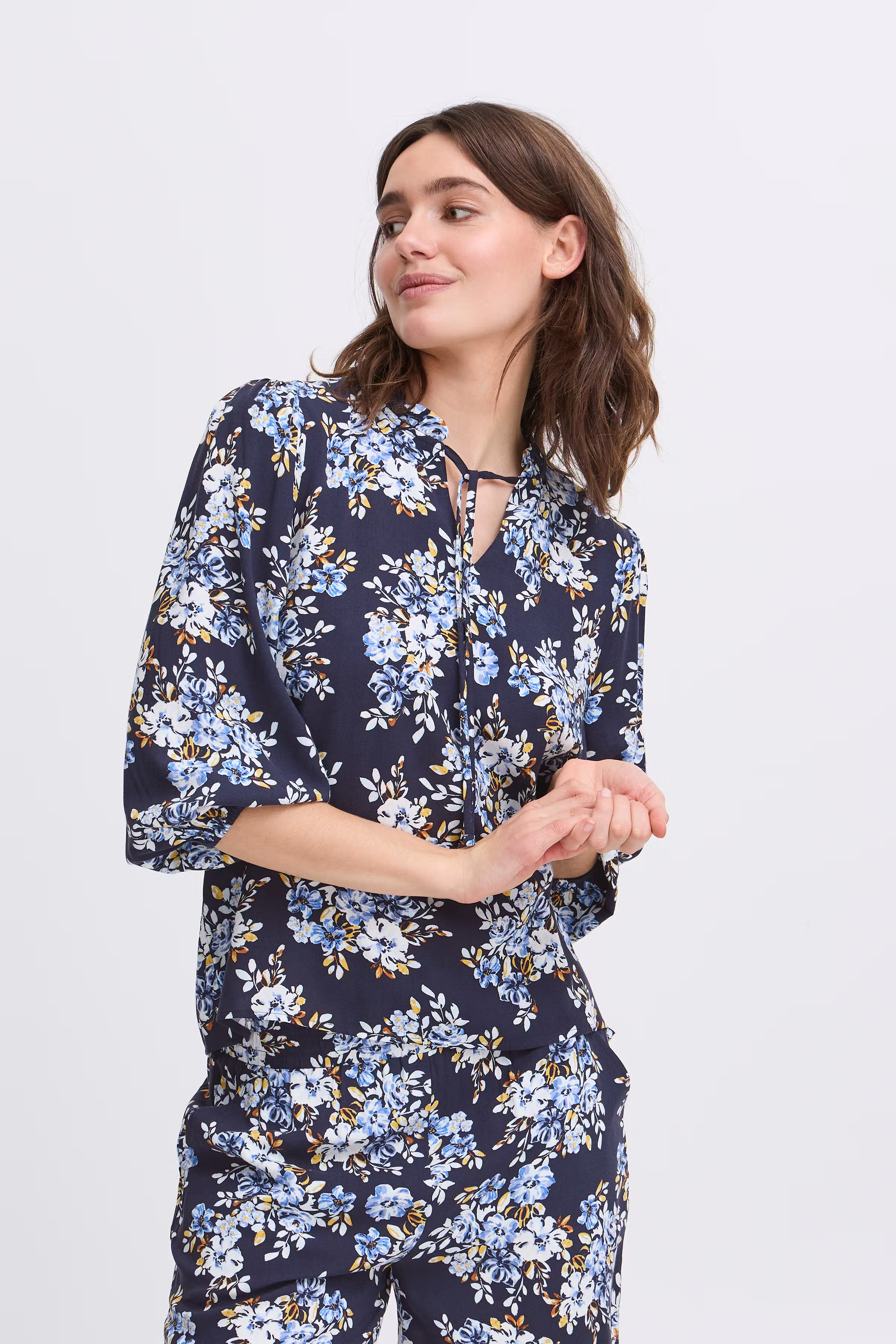 BYMMJOELLA Bluse LOOKBOOK FRONT 20816528-204600