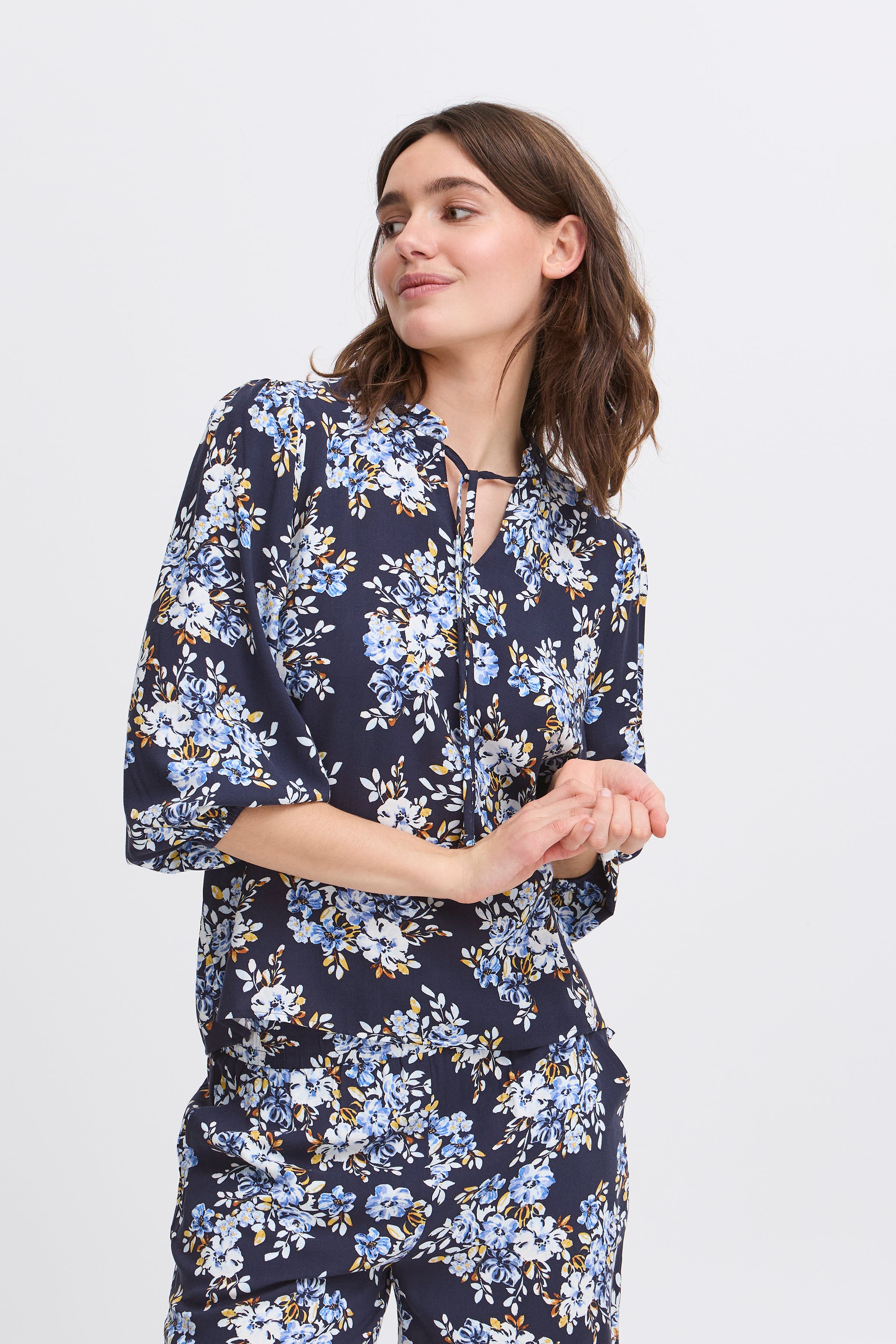 BYMMJOELLA Blouse LOOKBOOK FRONT 20816528-204600