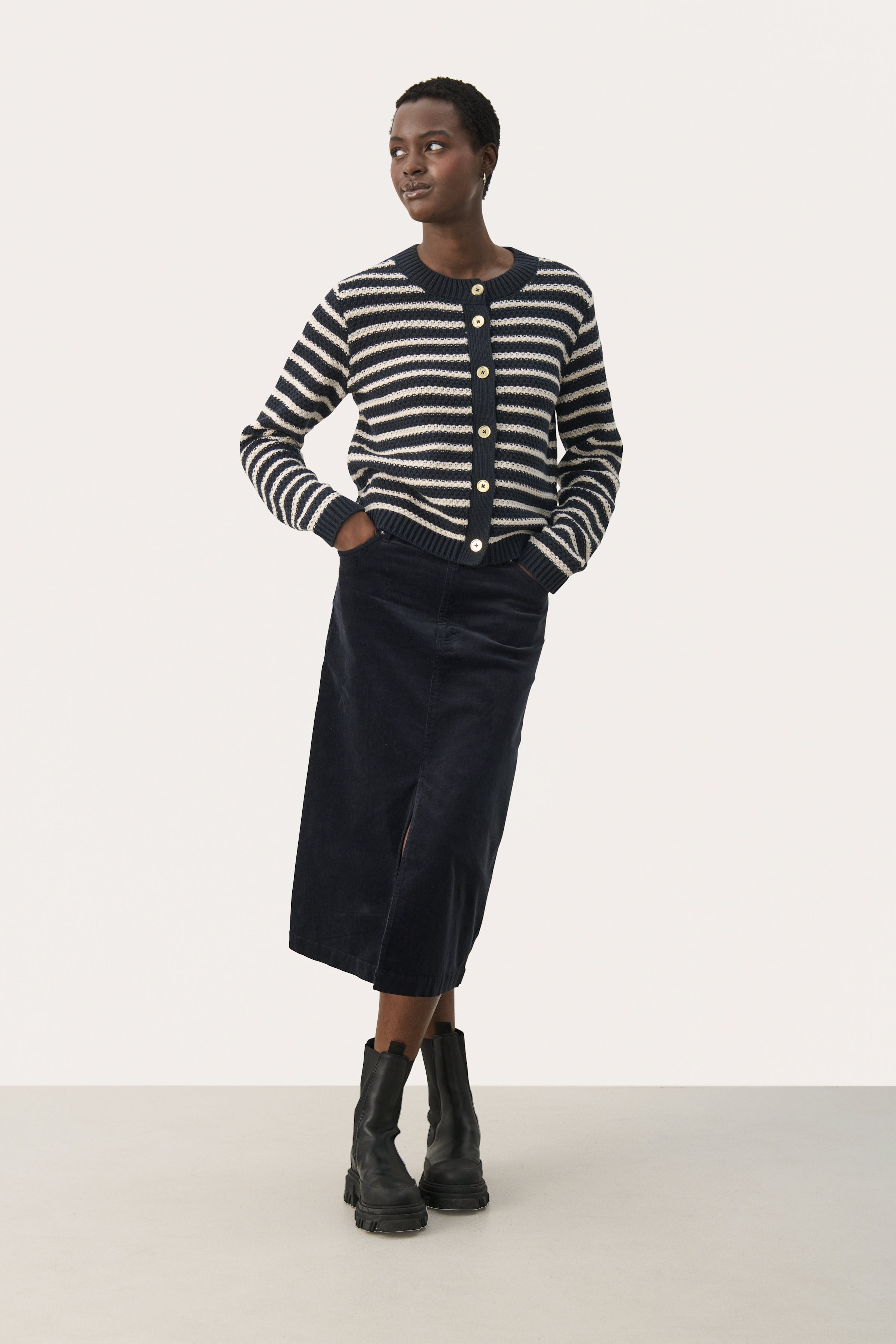 LeilaniPW Rock LOOKBOOK BACK 30308952-194013