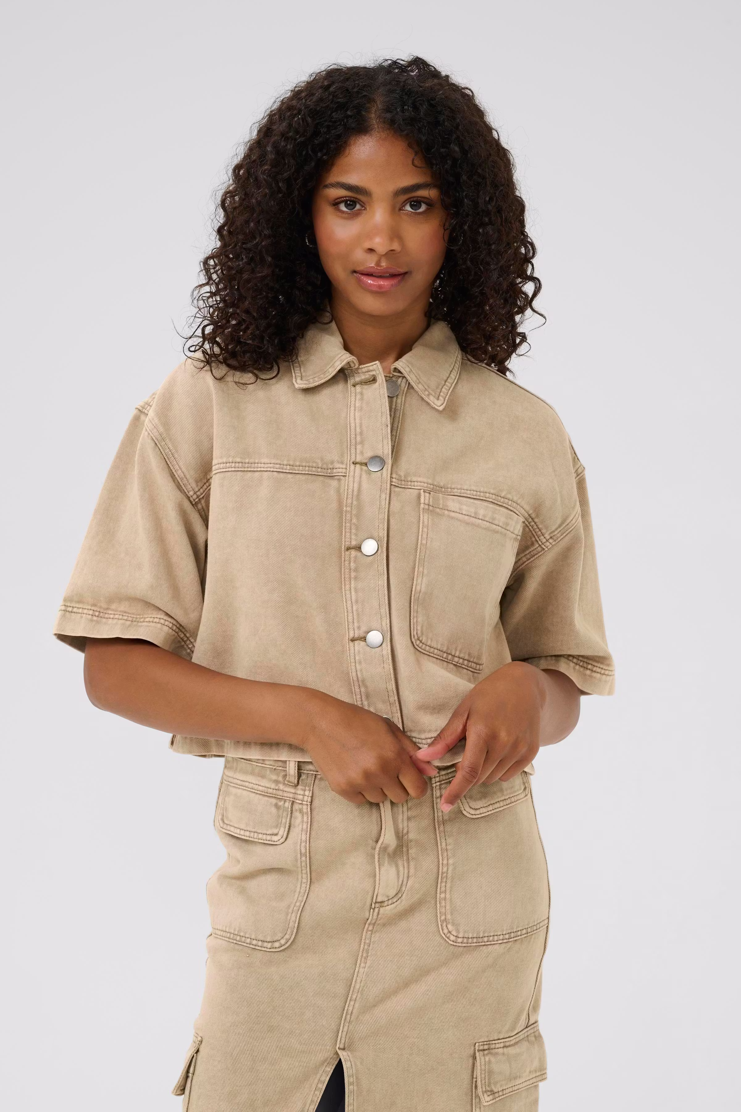 KArania Skjorte LOOKBOOK FRONT 10509870-107384