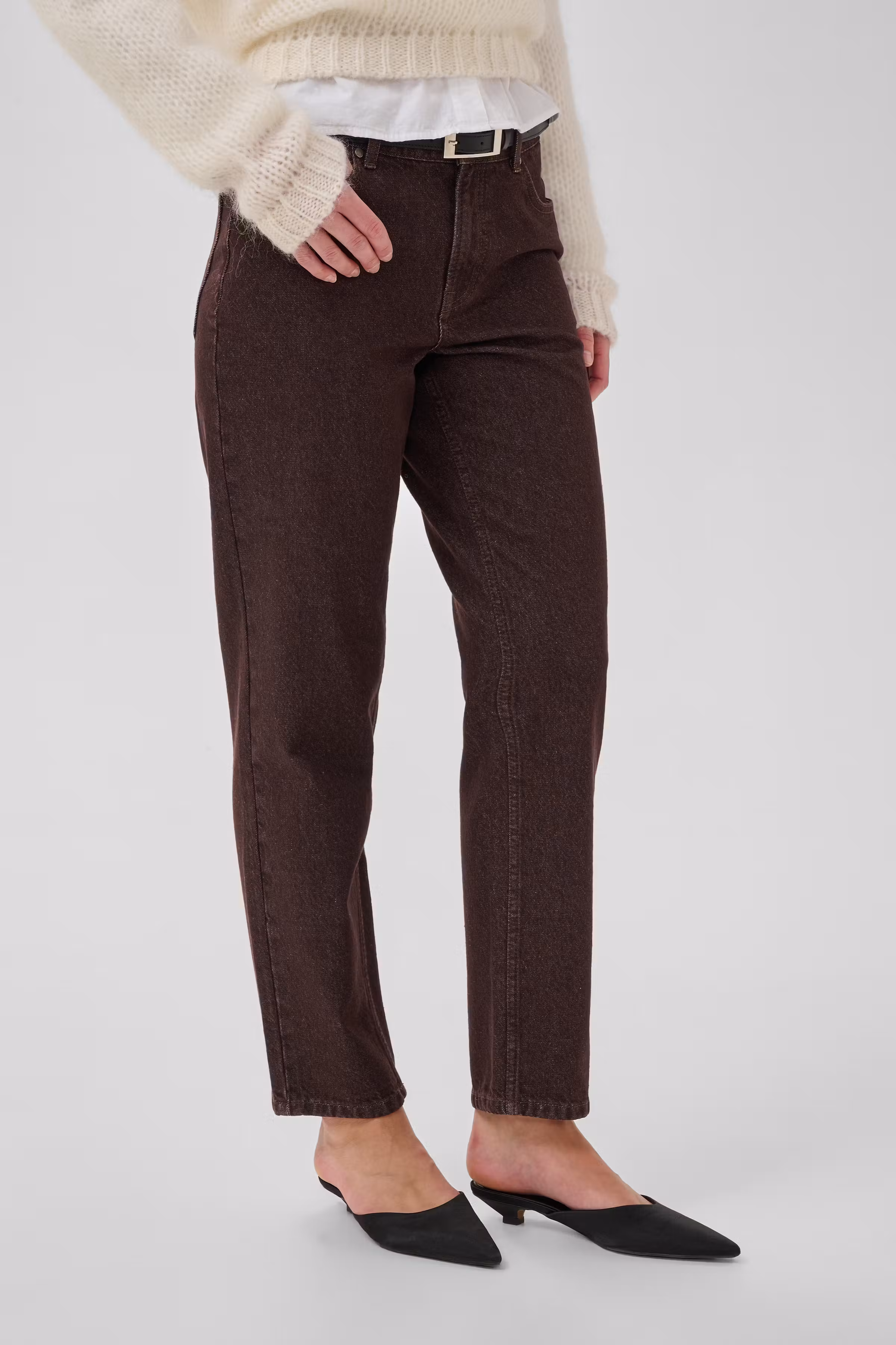 MWMommy Jeans LOOKBOOK FRONT 10705844-109758