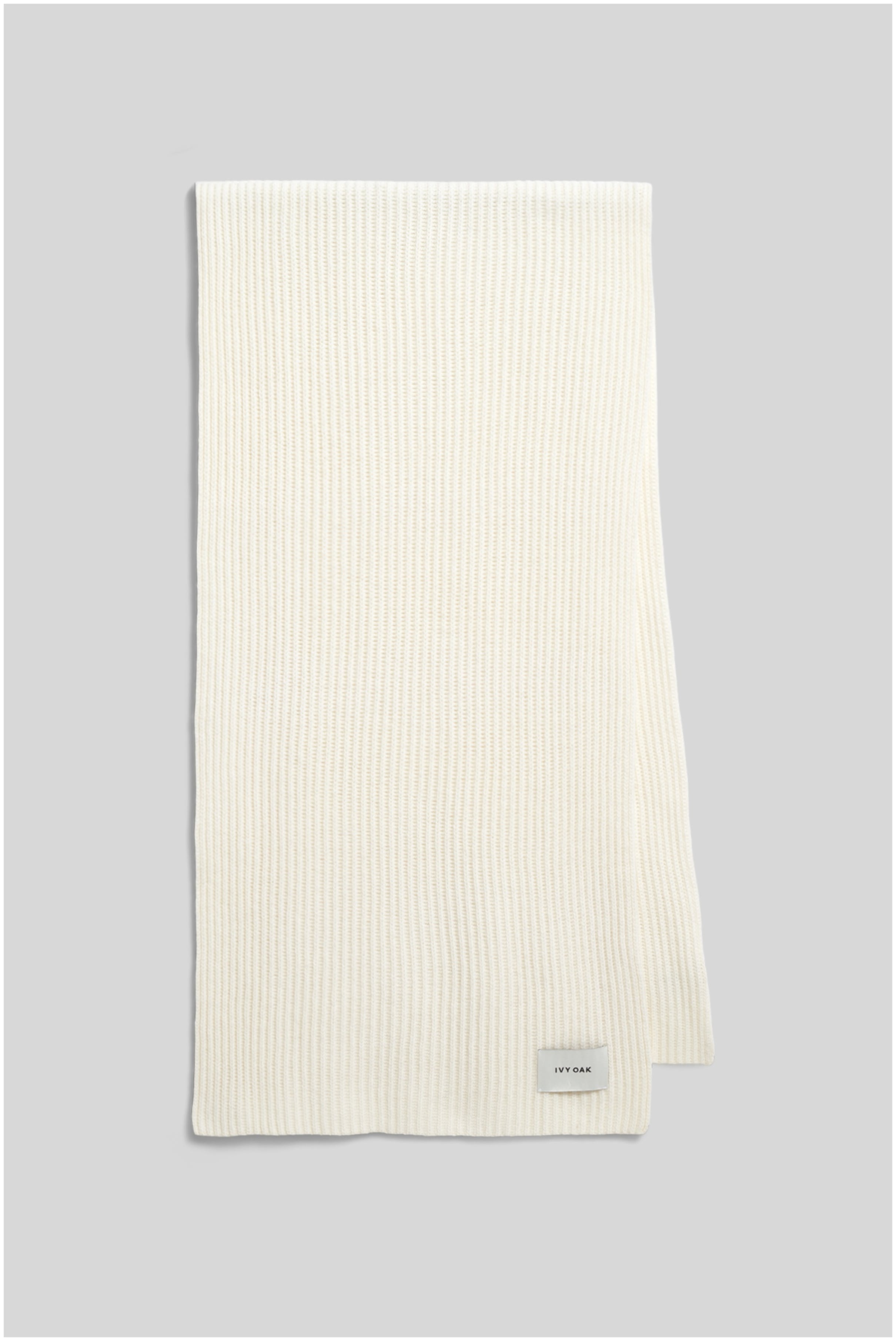 ANGELINA SCARF PACK FRONT 30600776-BK999