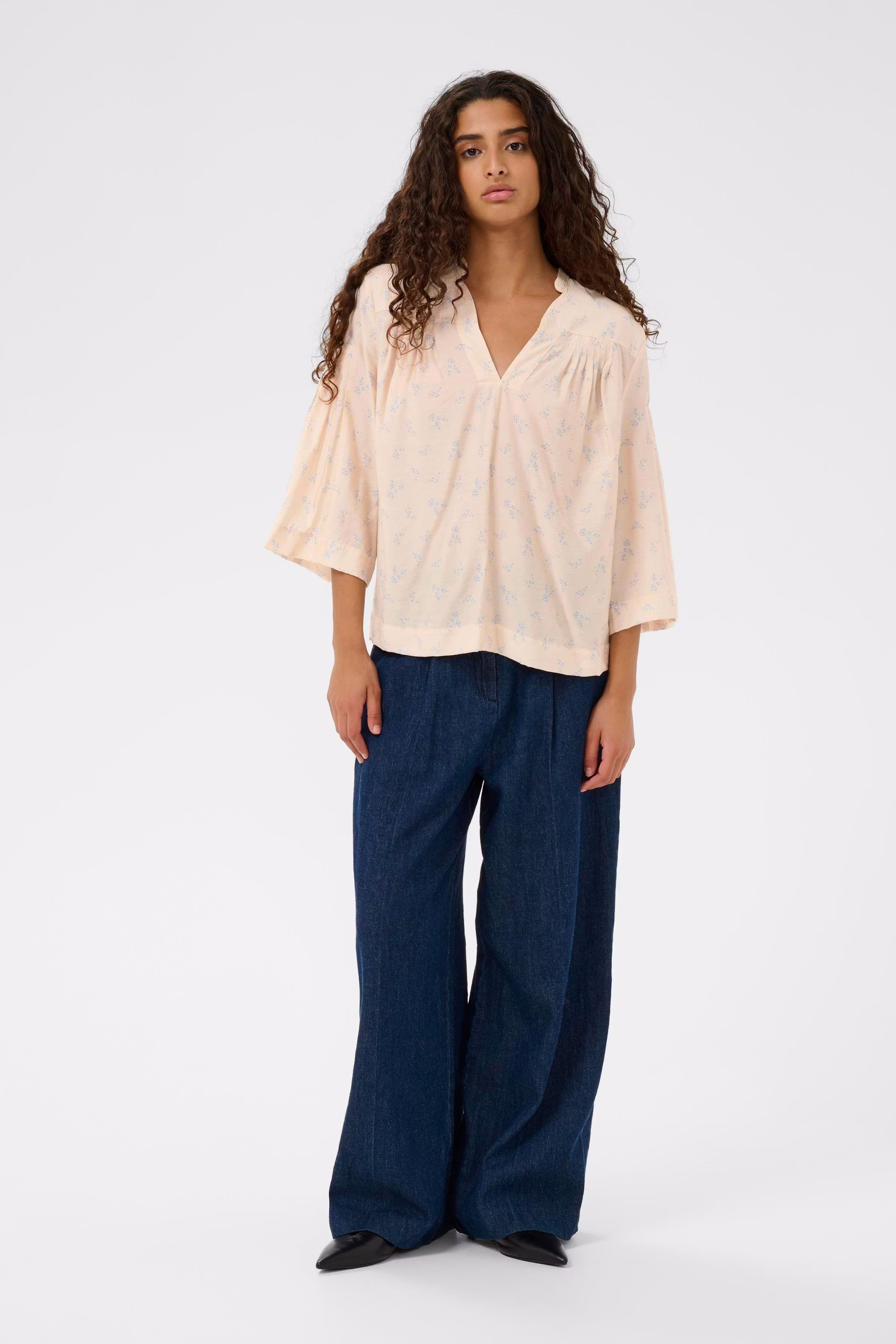 SLEneya Bluse LOOKBOOK FRONT 30408899-304532