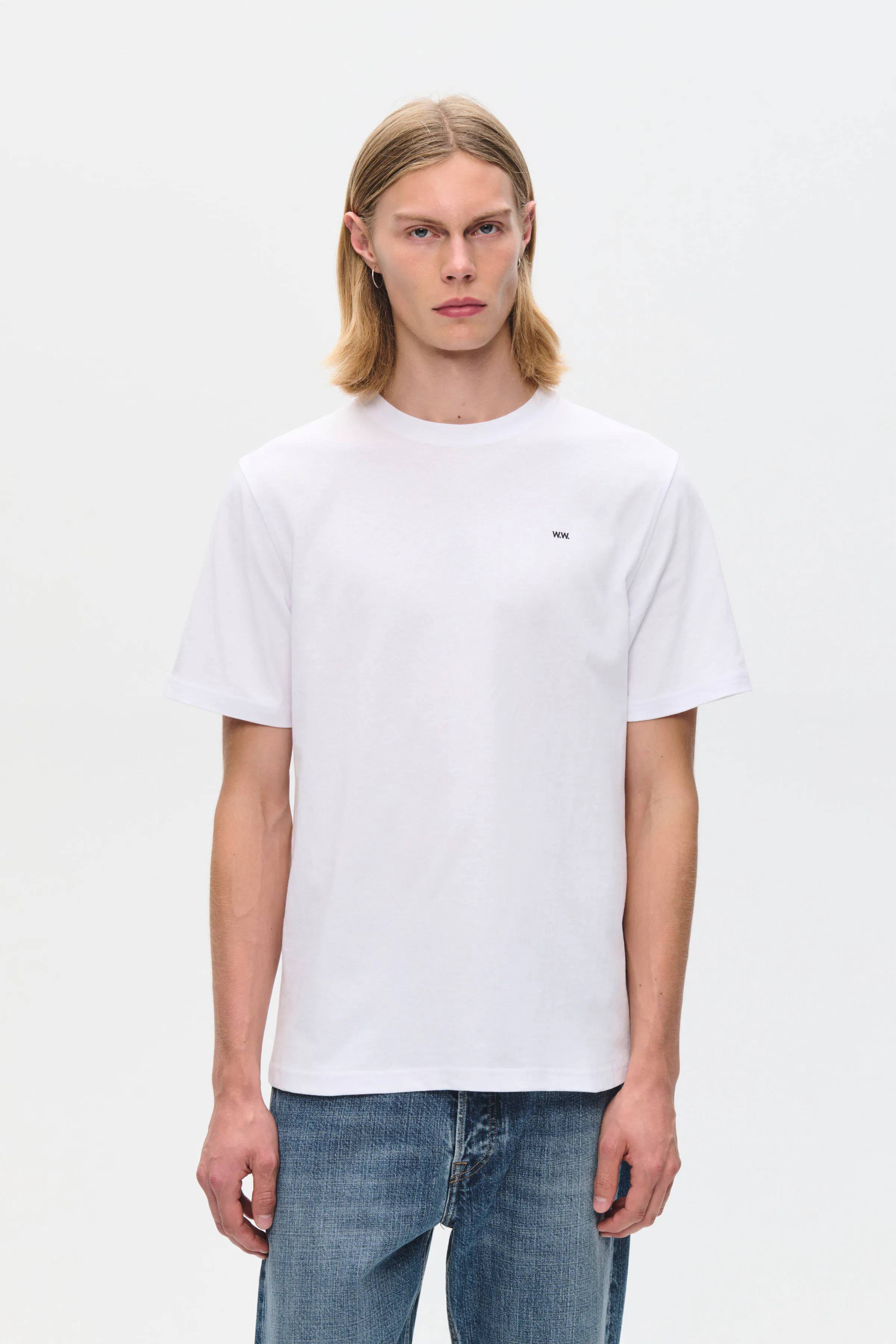 WWEssential Sami T-shirt LOOKBOOK FRONT 30250245-110601