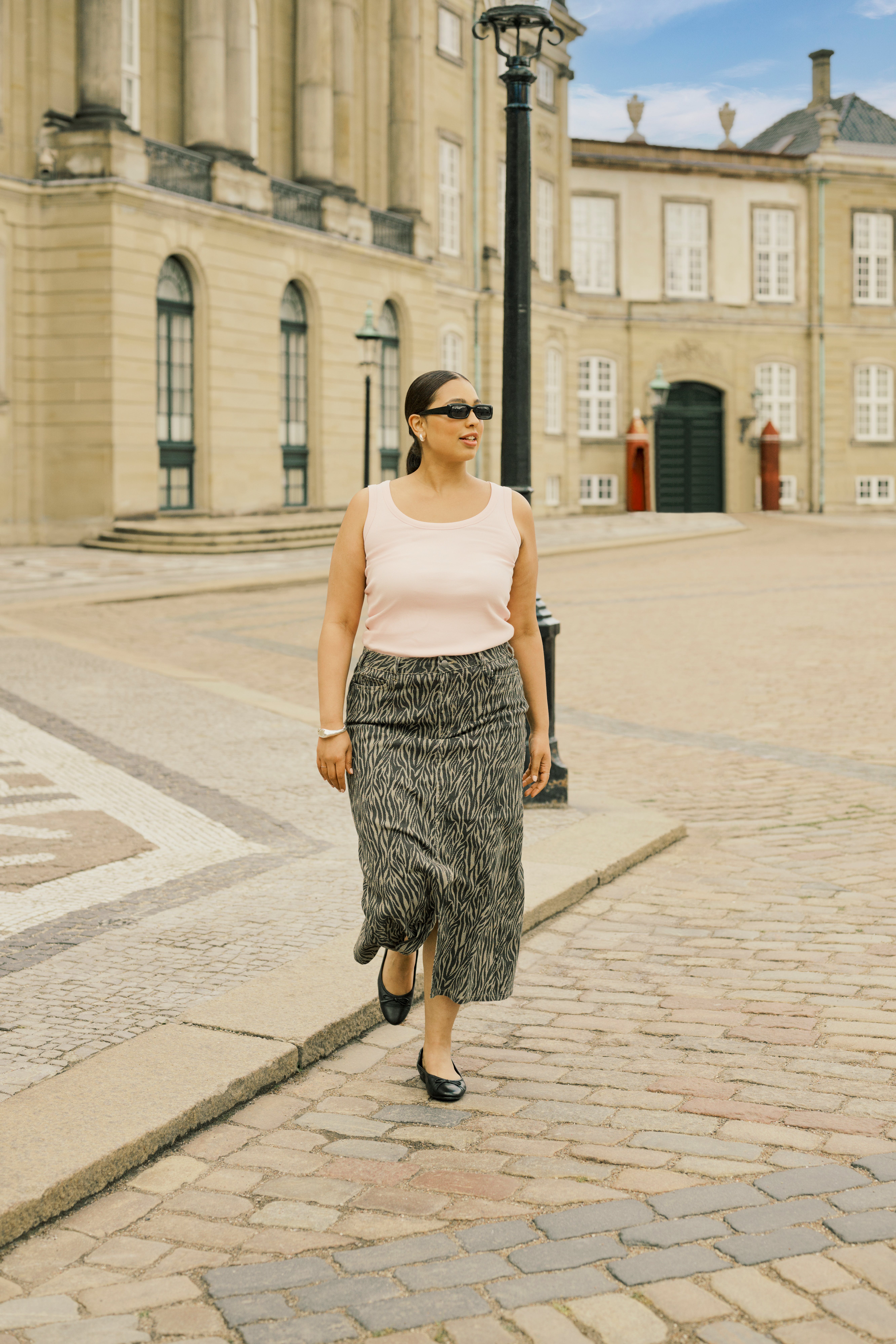 KCcarina Top LOCATION NONE 10581396-141905