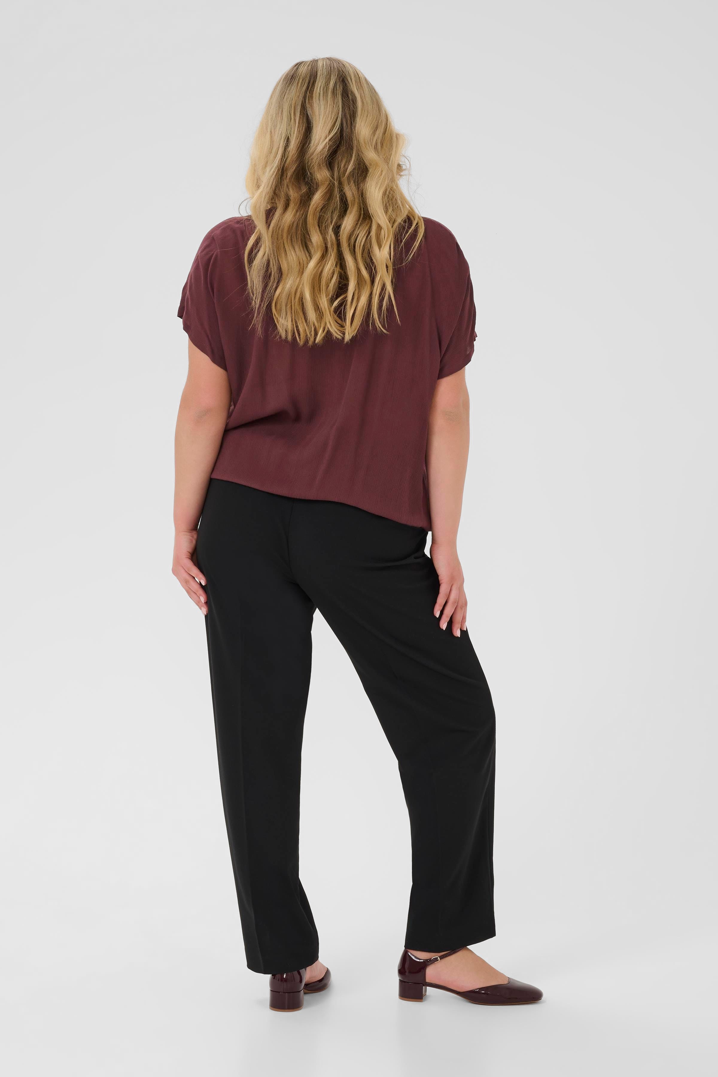 KCami Blouse LOOKBOOK BACK 10580267-191619