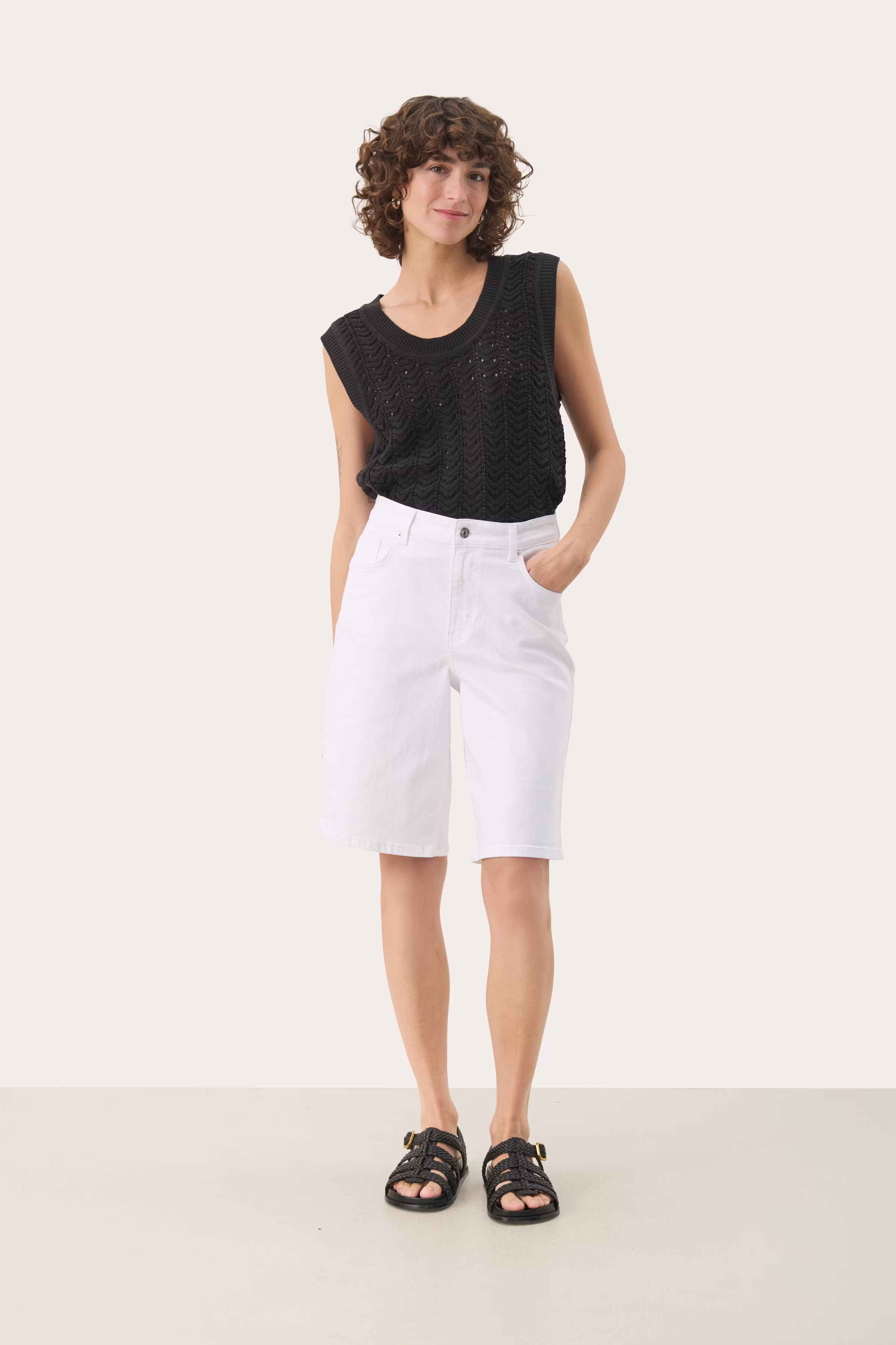 RafaellaPW Shorts LOOKBOOK FRONT 30309598-110601