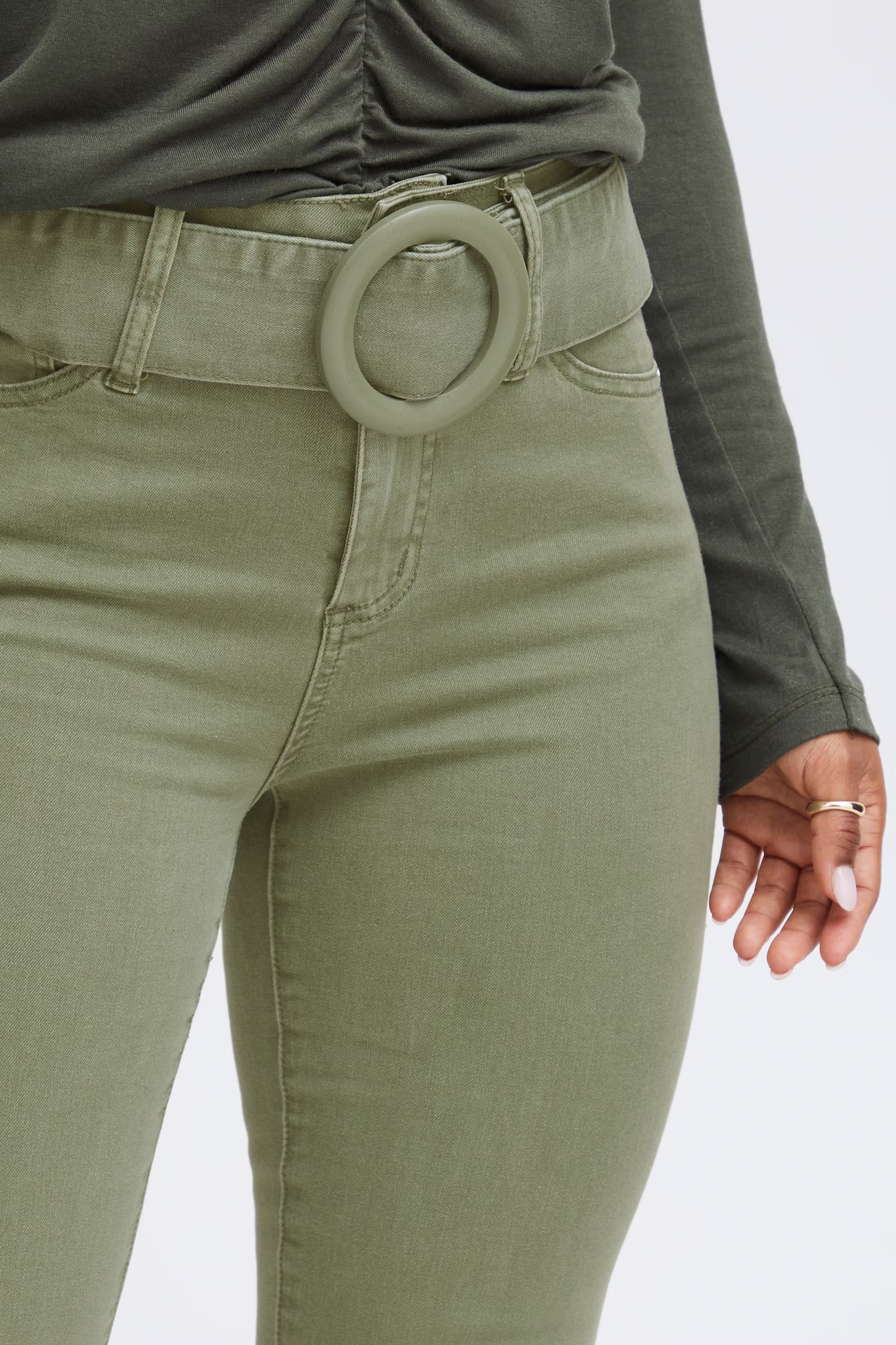 SBANITA Broek LOOKBOOK DETAIL 22100456-190312