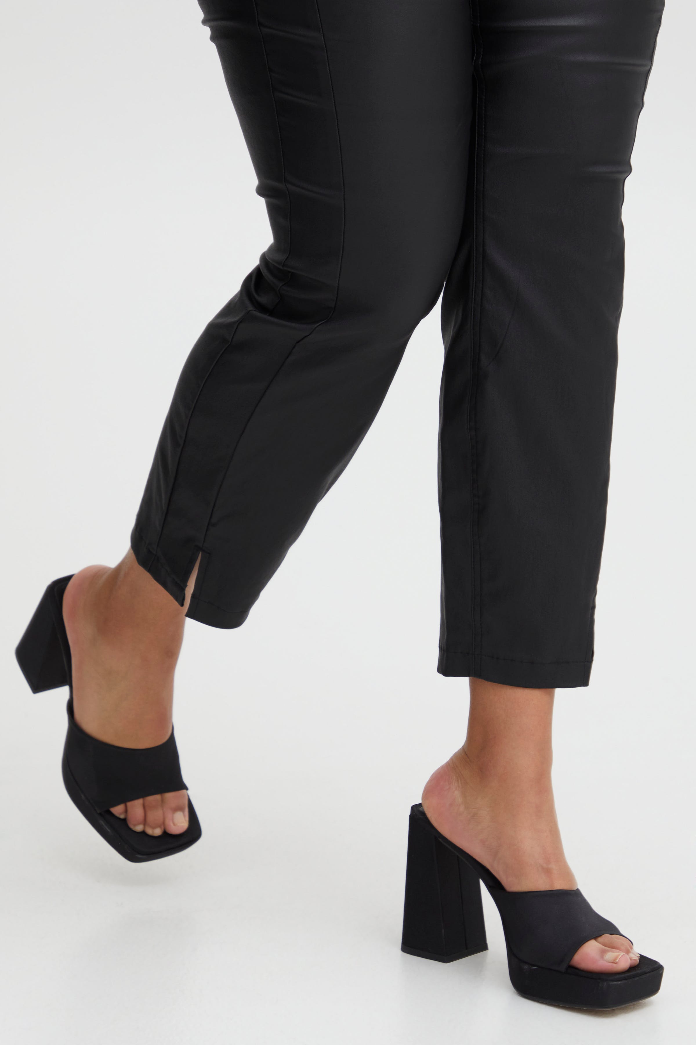 FPTALIN Broek LOOKBOOK DETAIL 20611568-200113