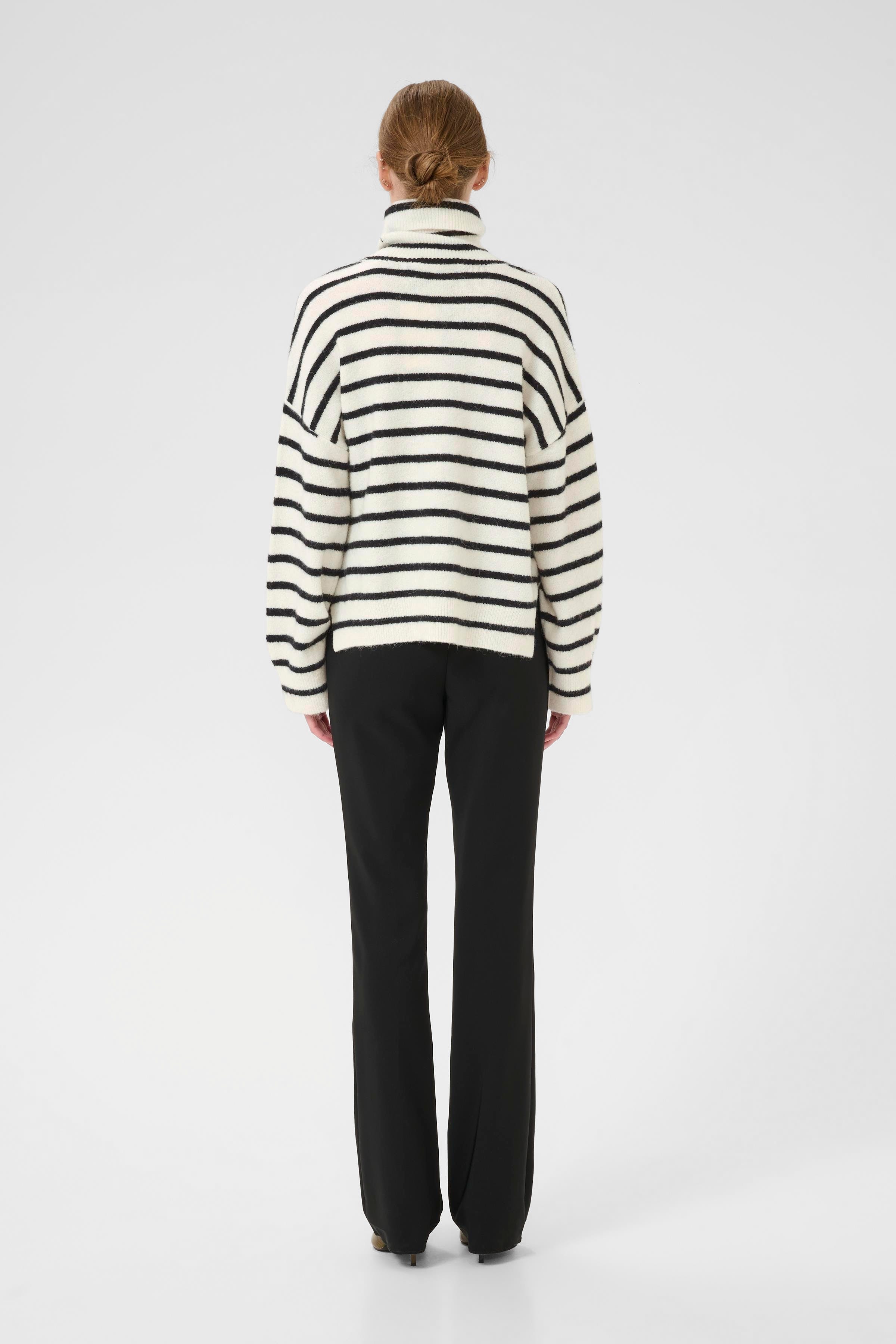 AlphaGZ Pullover LOOKBOOK BACK 10909345-106145