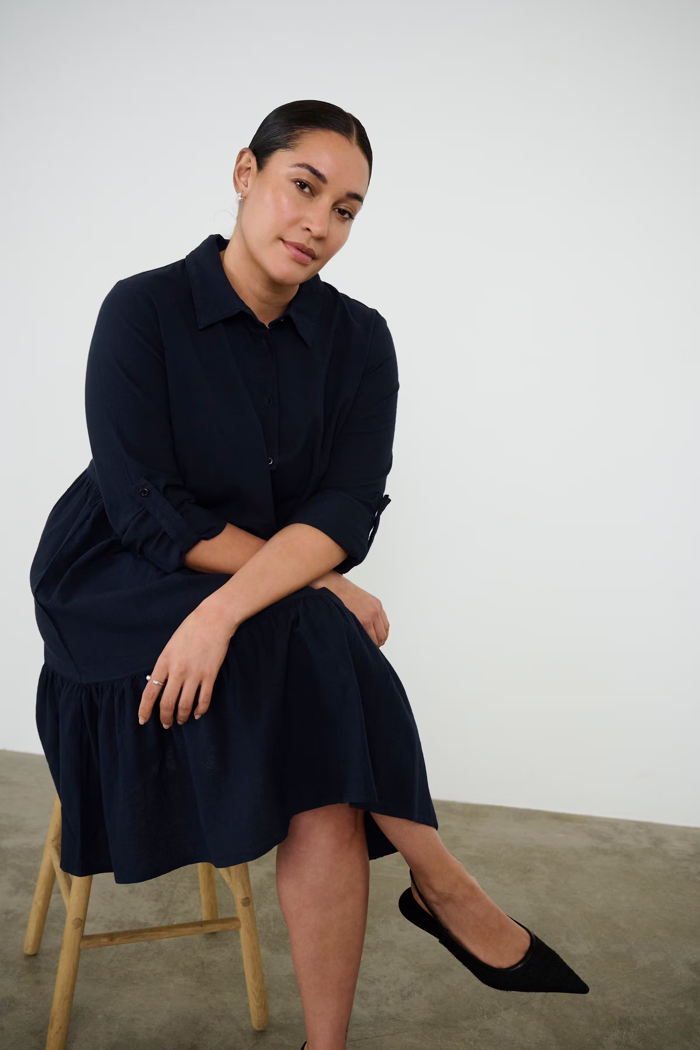 KCnana Dress LOCATION NONE 10580928-100121