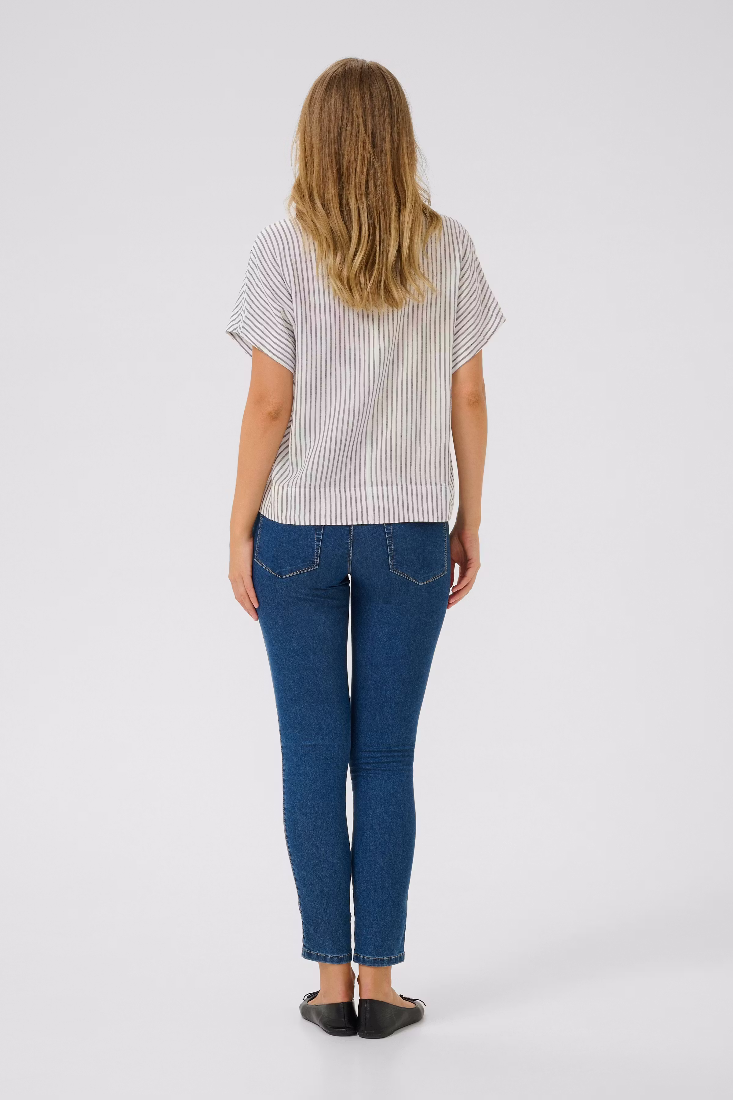 KAmilia Linen Top LOOKBOOK BACK 10509670-107749