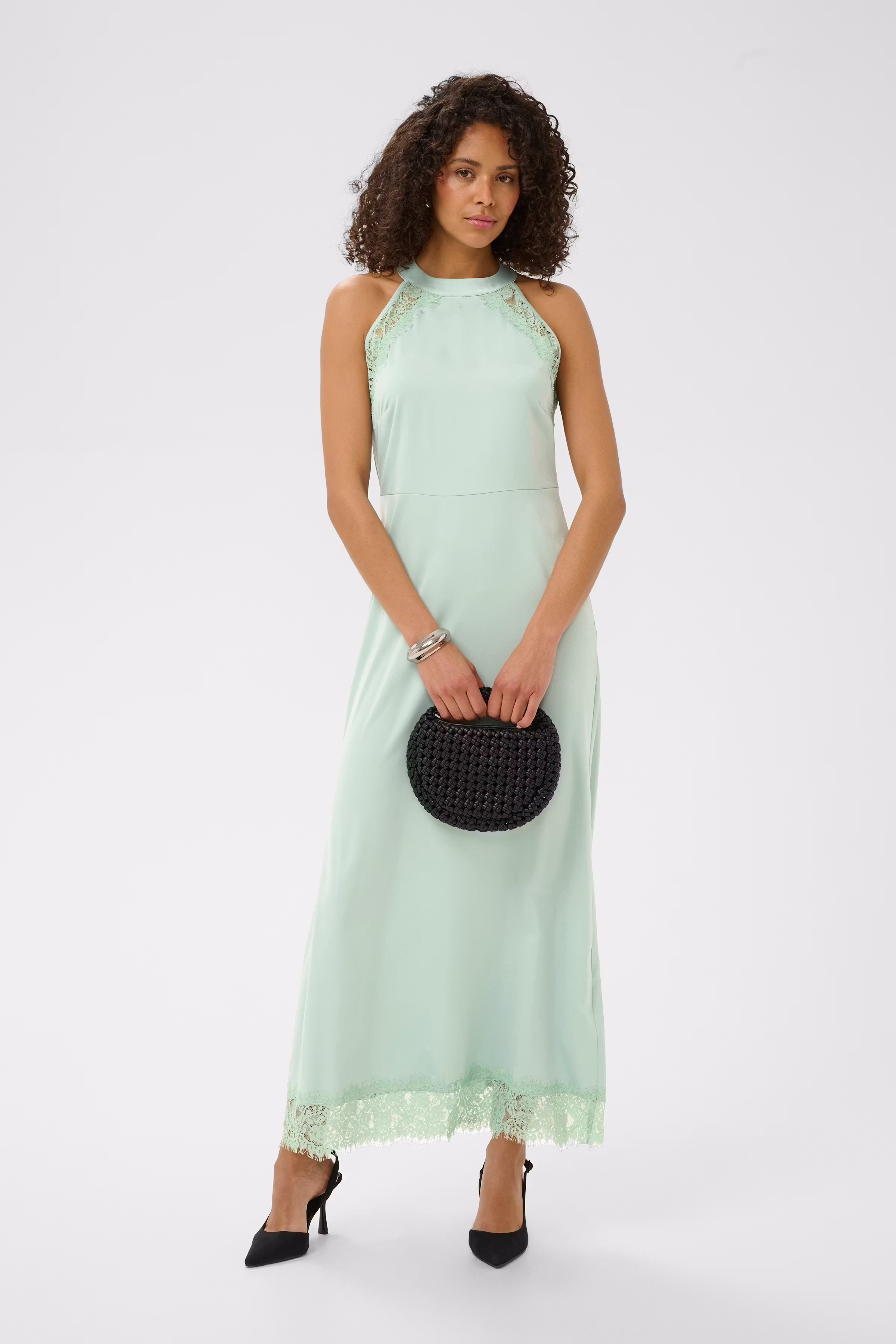 KAsadie Kjole LOOKBOOK FRONT 10512171-109901