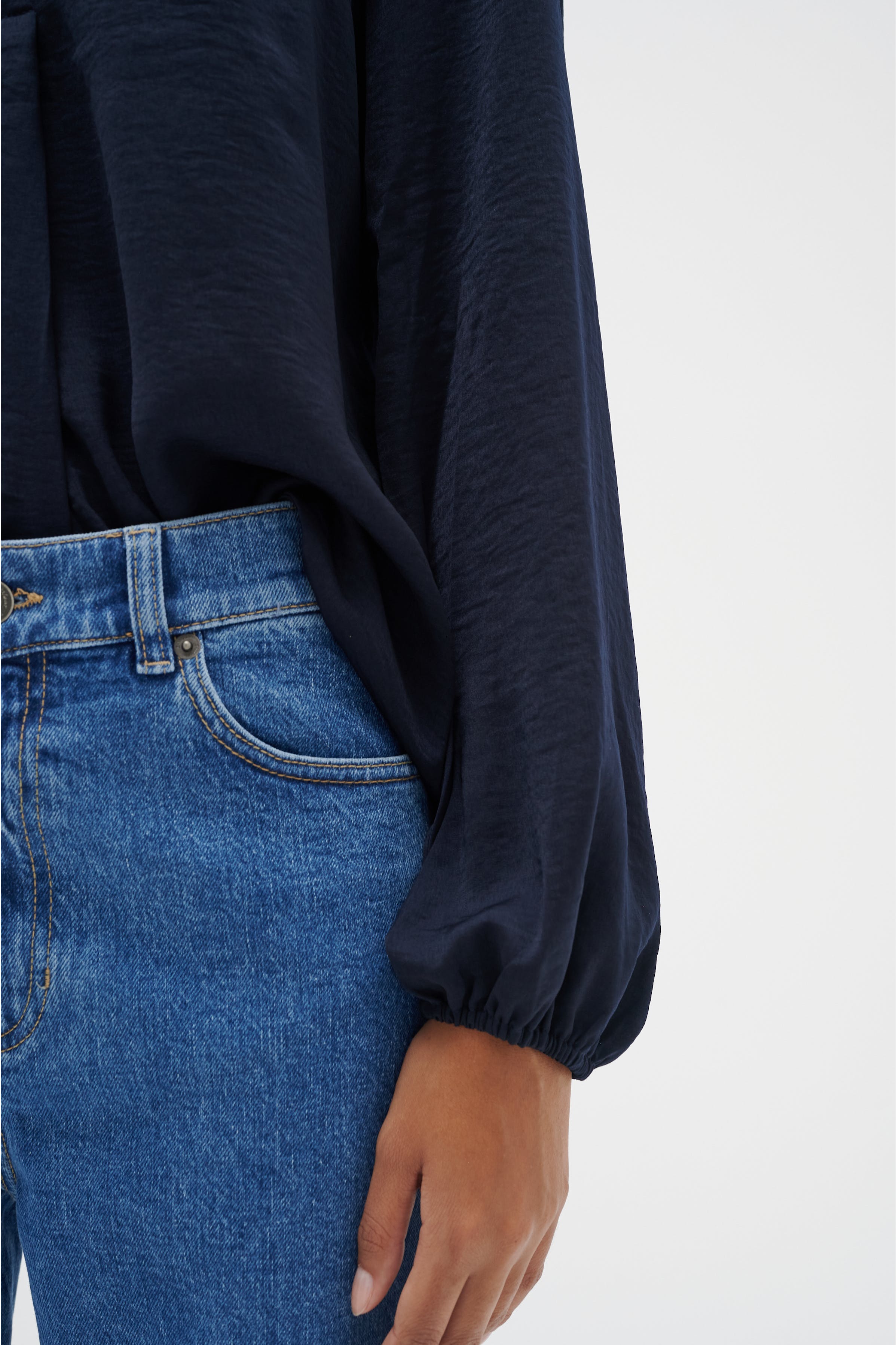 RindaIW Bluse LOOKBOOK DETAIL 30105766-10299