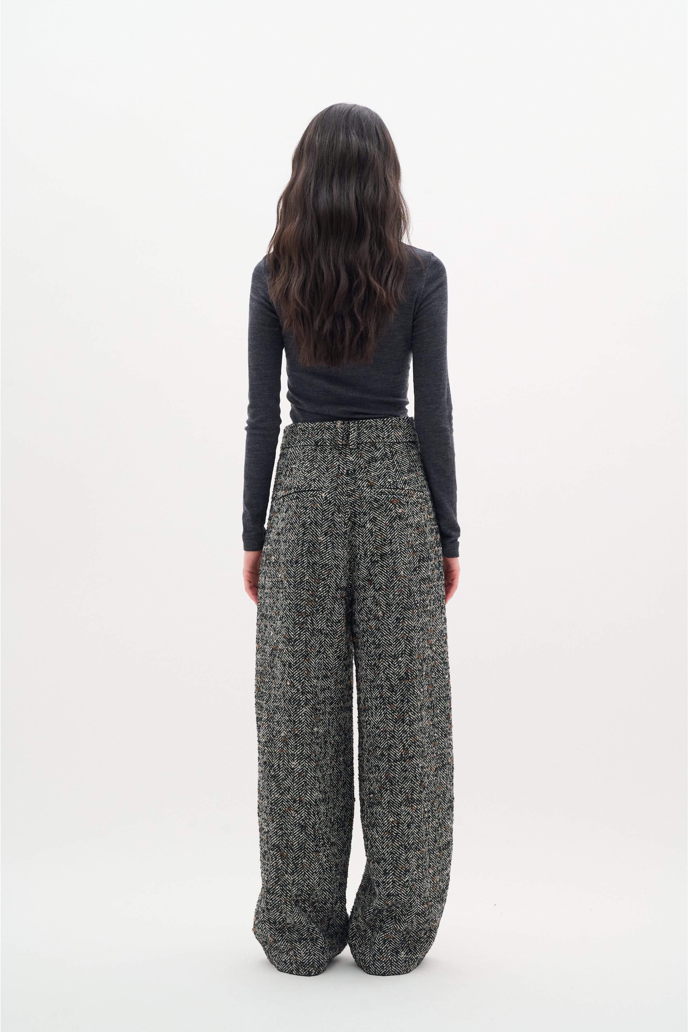 FangIW Wool long sleeved T-shirt LOOKBOOK BACK 30106096-1740161