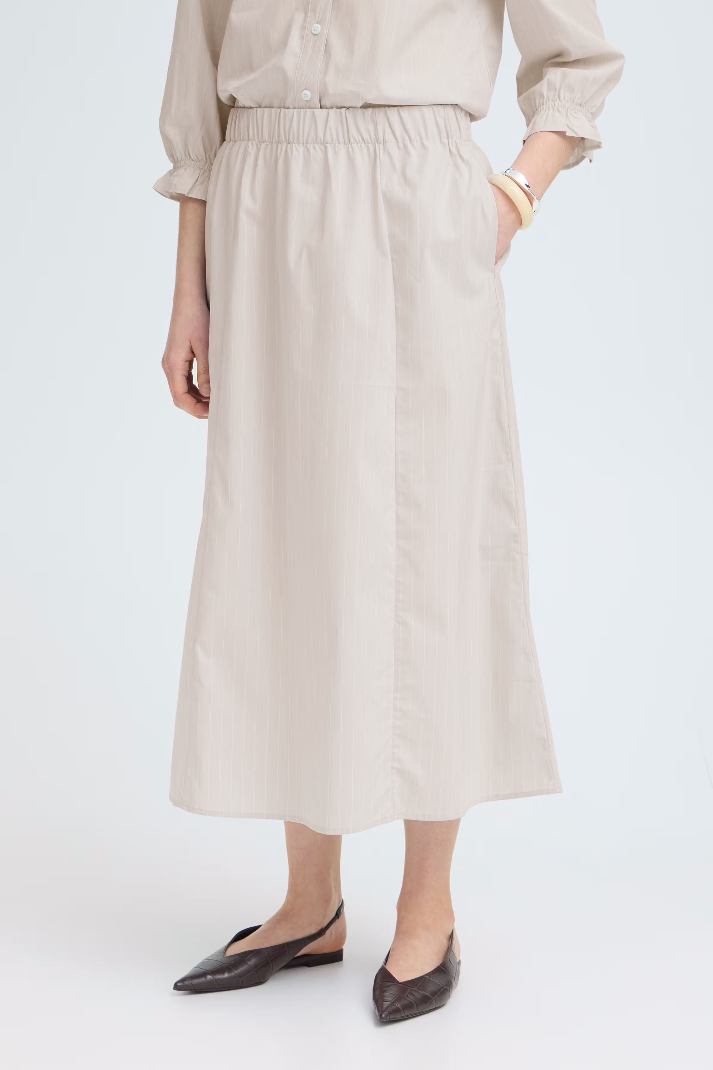 FRZANE Skirt LOOKBOOK FRONT 20617702-900009522