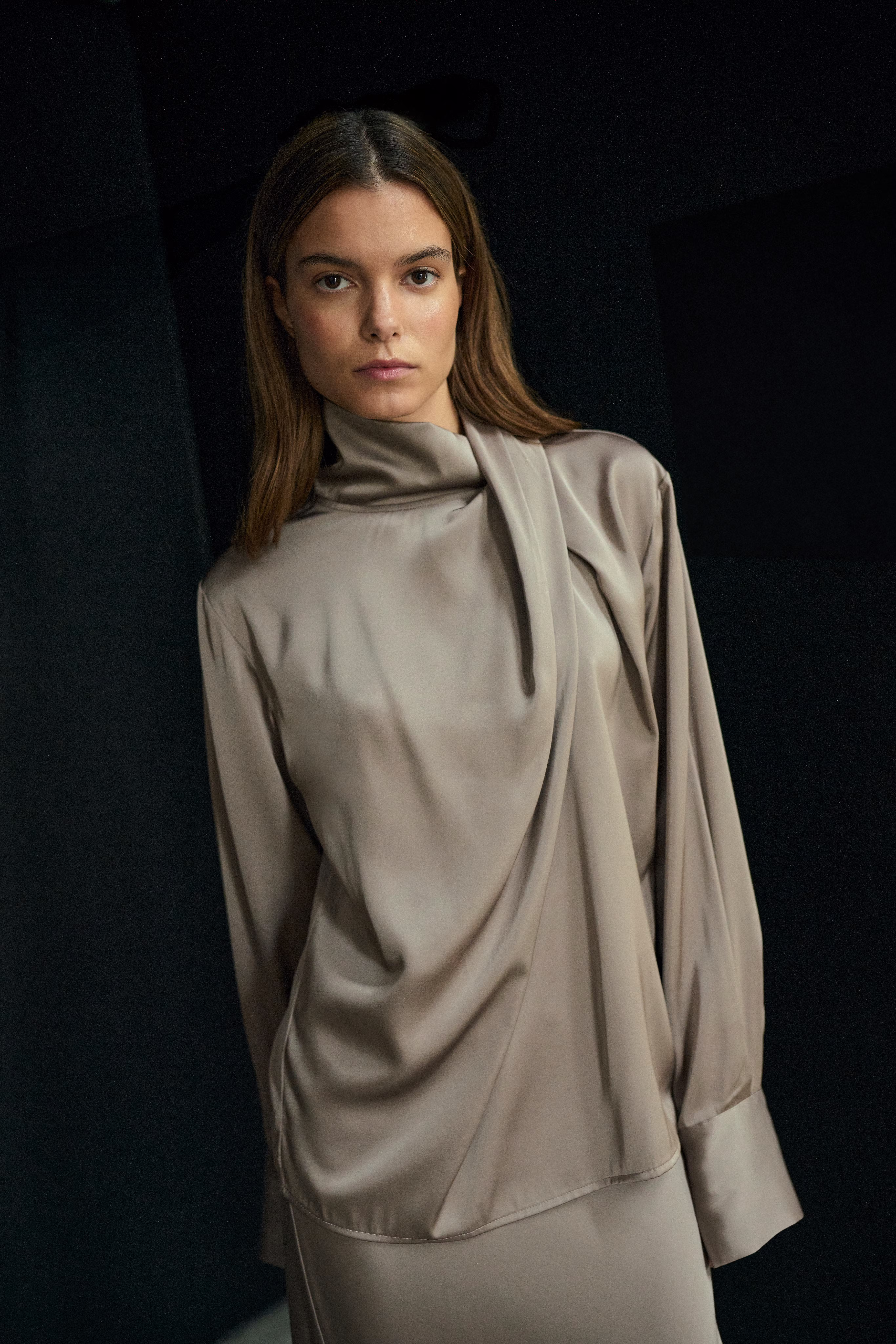 KBThorun Blus LOCATION NONE 10105303-171506