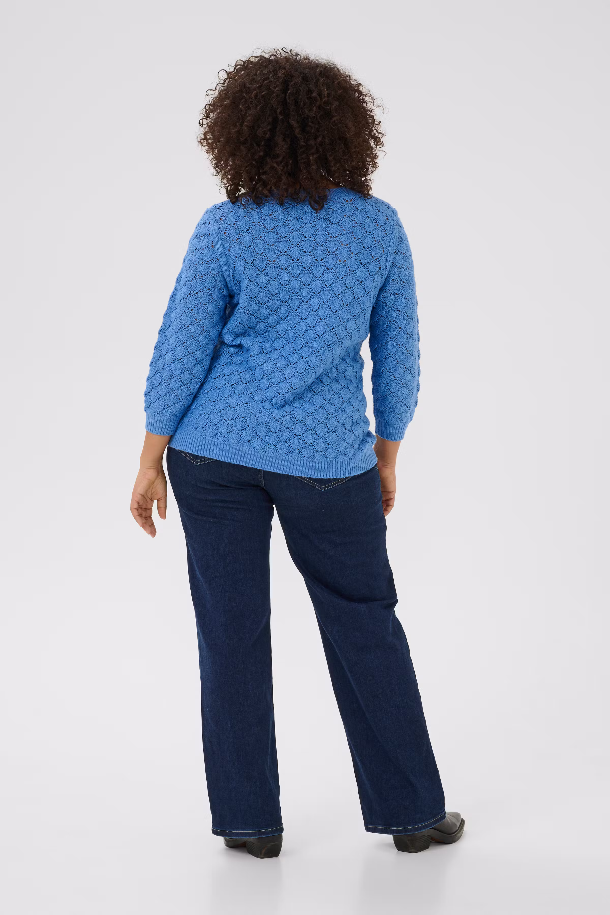 KCmani Pullover LOOKBOOK BACK 10583357-183936