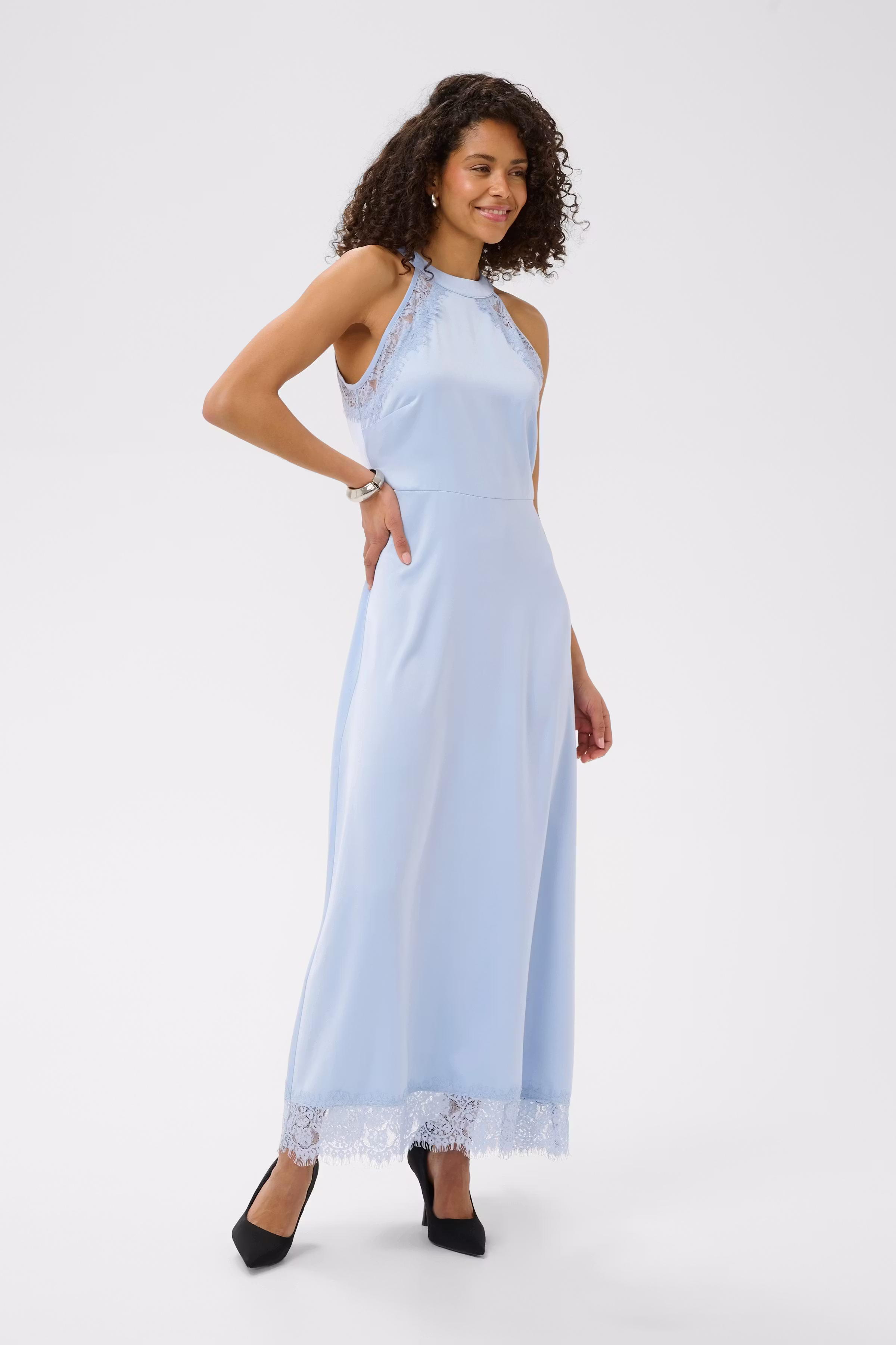 KAsadie Kjole LOOKBOOK FRONT 10512171-109884