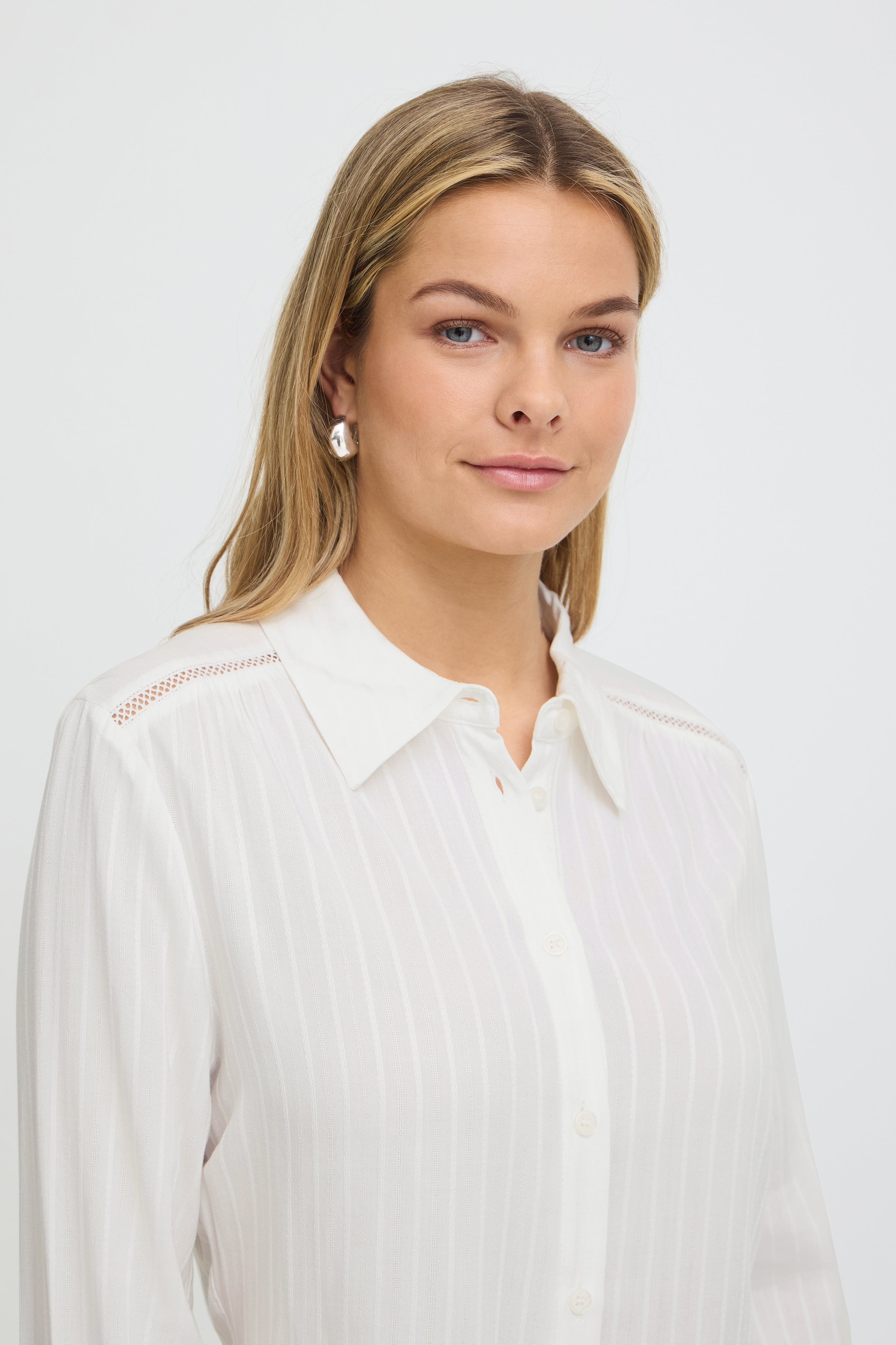FRPAULANA Blouse LOOKBOOK DETAIL 20618159-114800