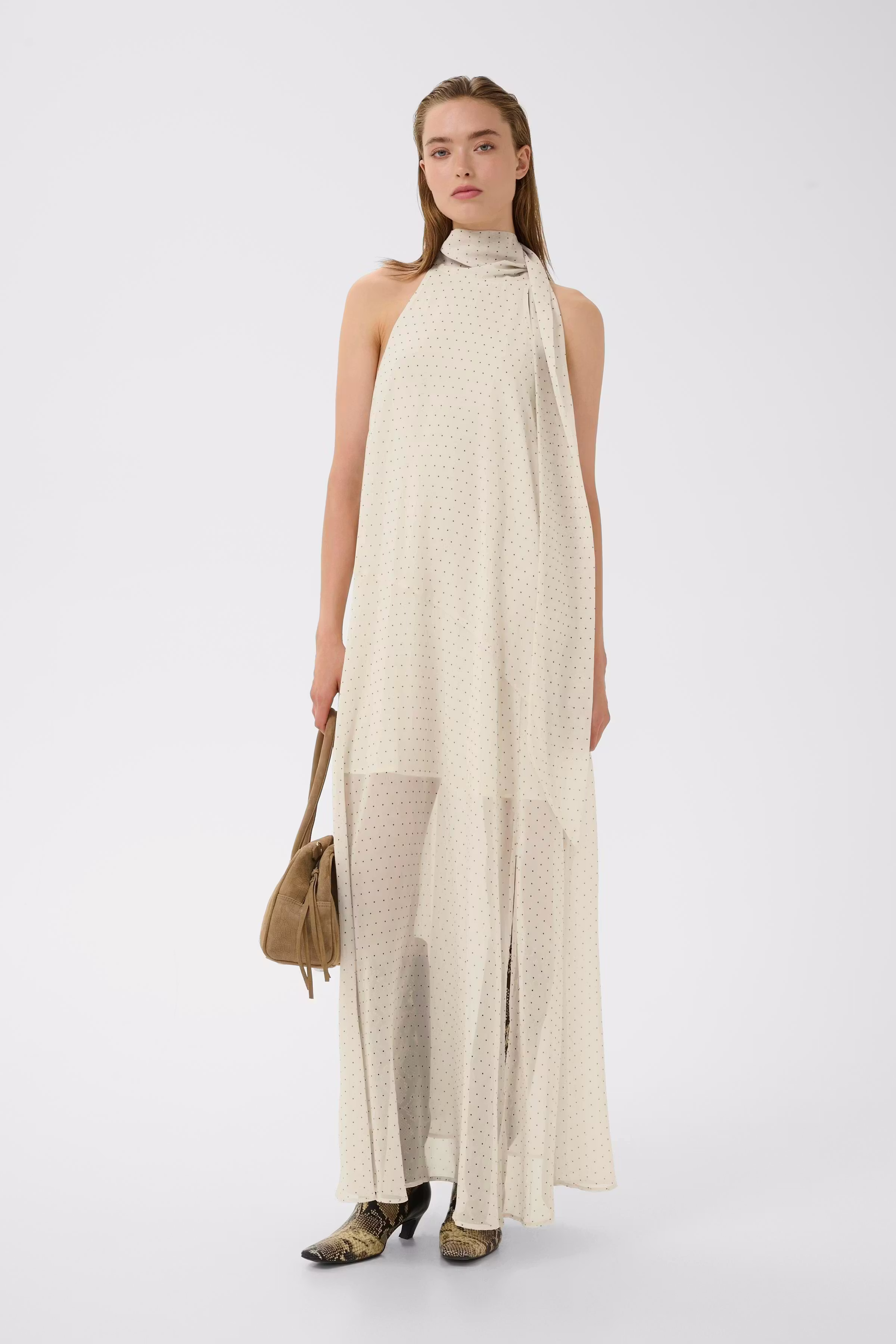 GZdorah Klänning LOOKBOOK FRONT 10911148-109386