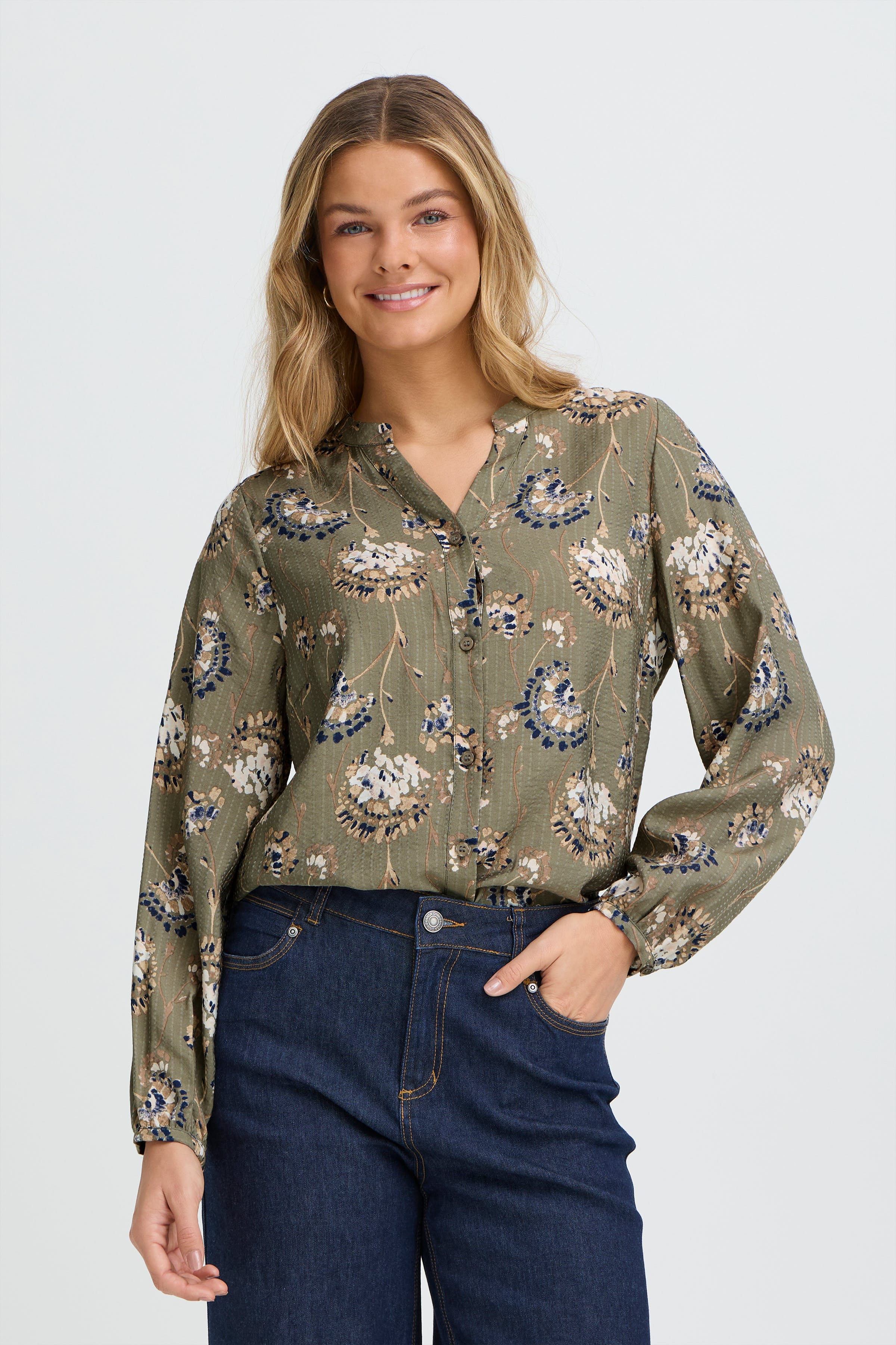 FRKALIA Blus LOOKBOOK FRONT 20617837-900008162