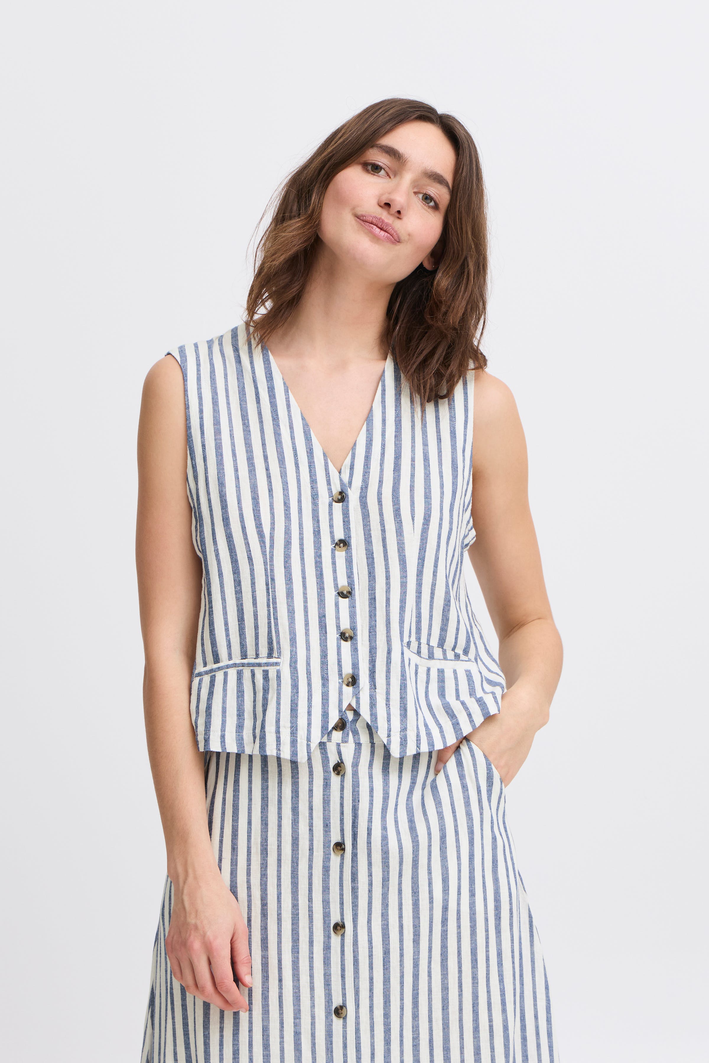 BYFALAKKA Weste LOOKBOOK FRONT 20816601-204548