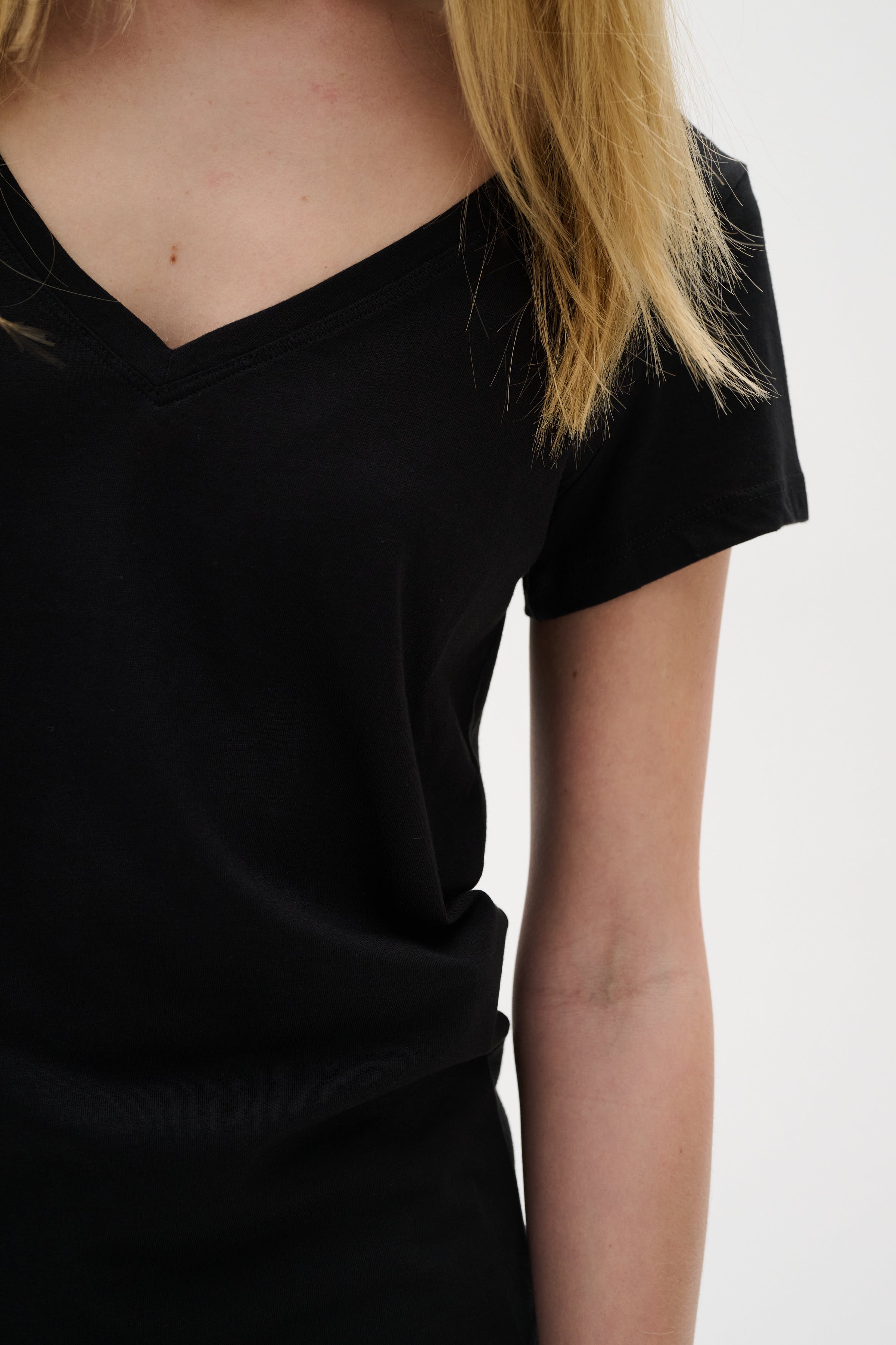 RenaIW T-shirt LOOKBOOK DETAIL 30100789-10050