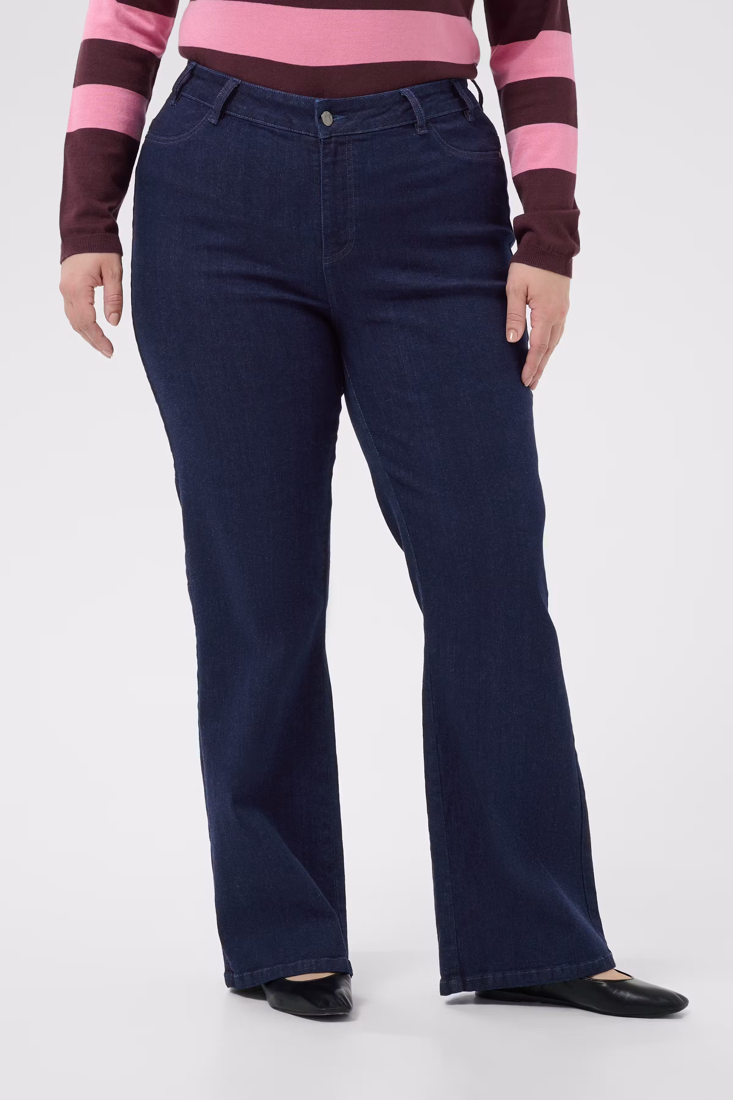 KClaurina Jeans LOOKBOOK FRONT 10584333-1000130