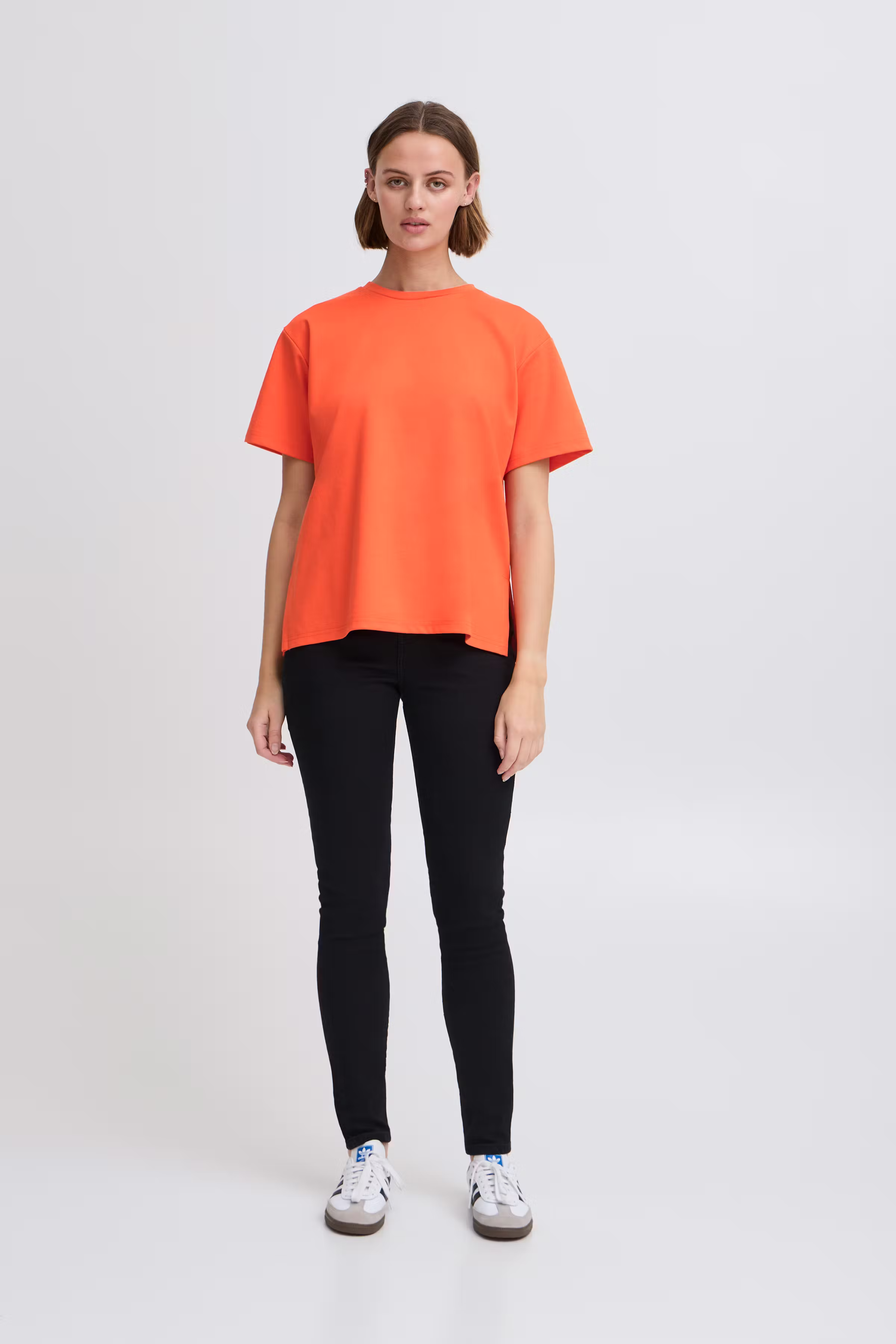 IHKALA T-shirt LOOKBOOK FRONT 20122672-171564